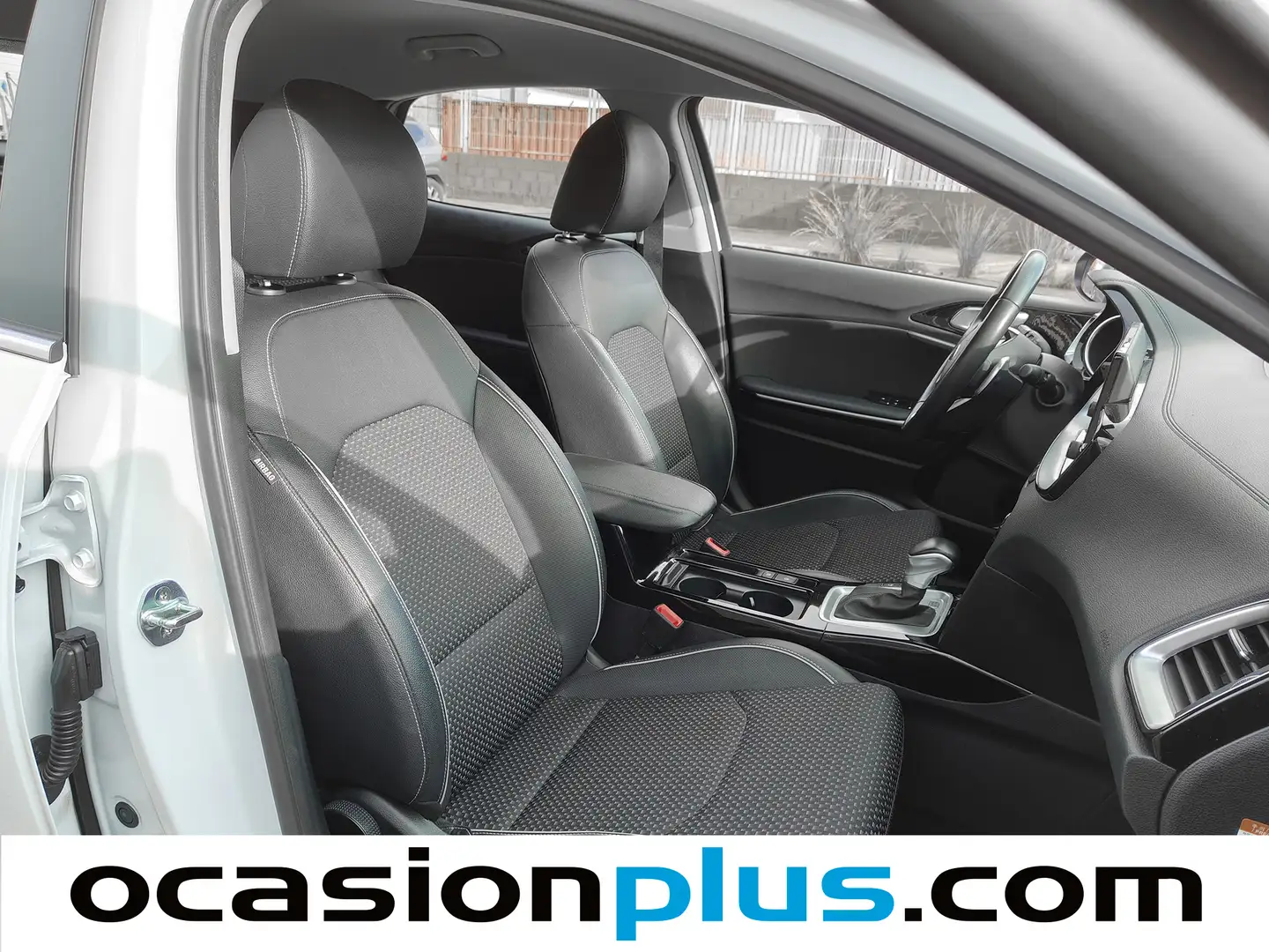 Foto KIA XCeed Kia XCeed 1.6 GDi PHEV eDrive (141 CV)