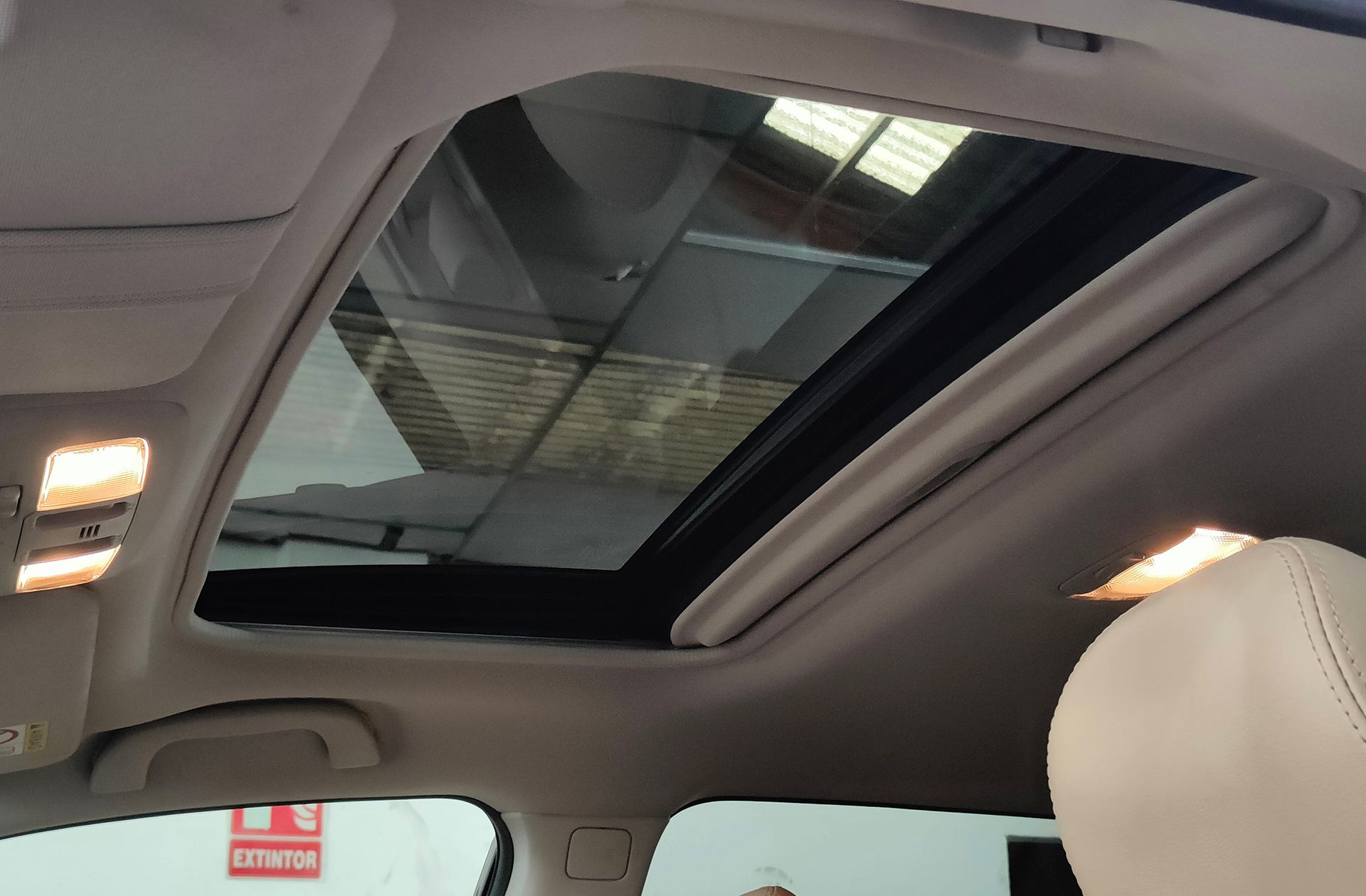 Subaru Outback 2.0 TD Executive Plus CVT Lineartron AWD - foto 6