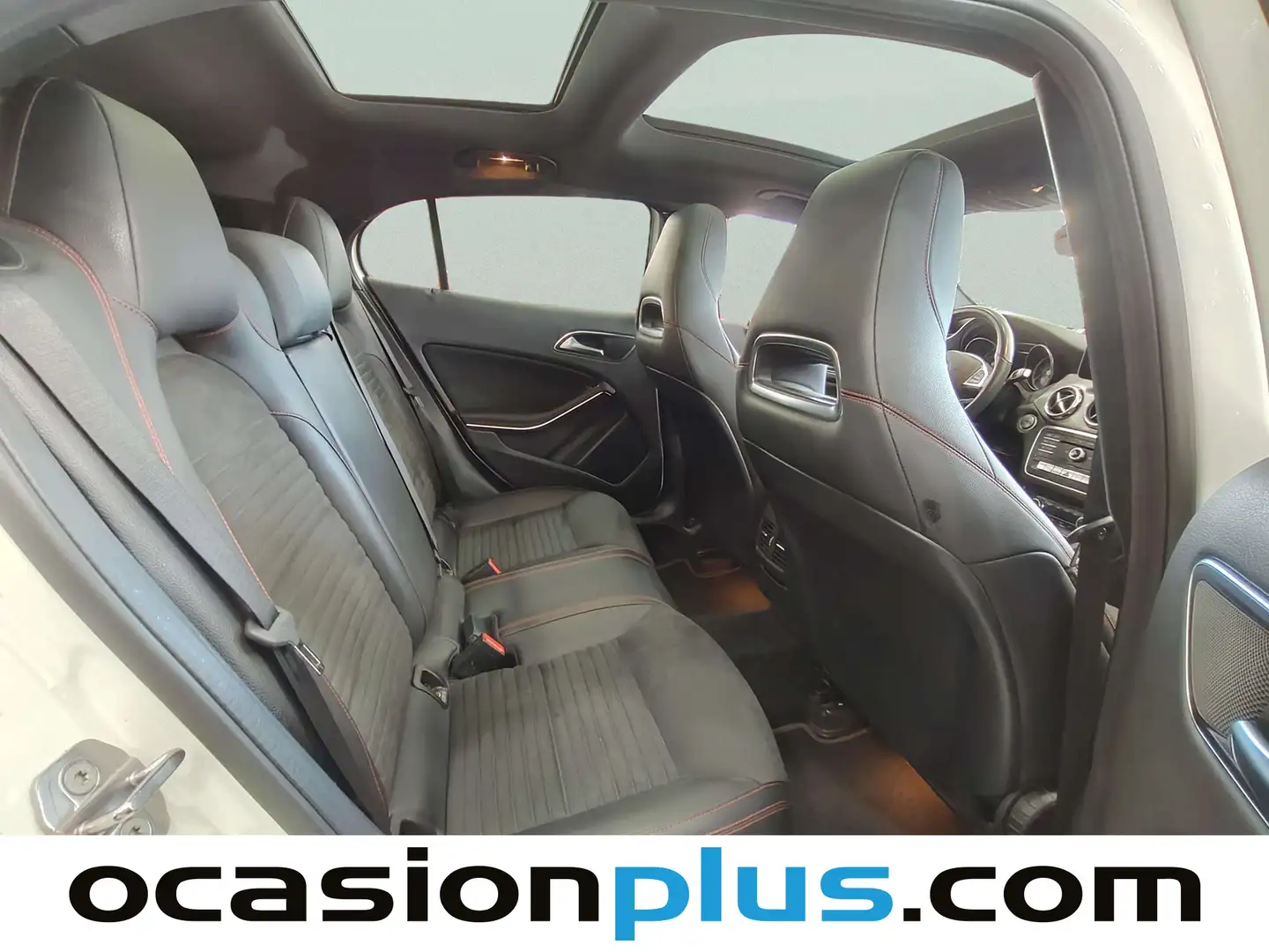 Foto Mercedes GLA Mercedes-Benz GLA GLA 200 (156 CV) Pack AMG