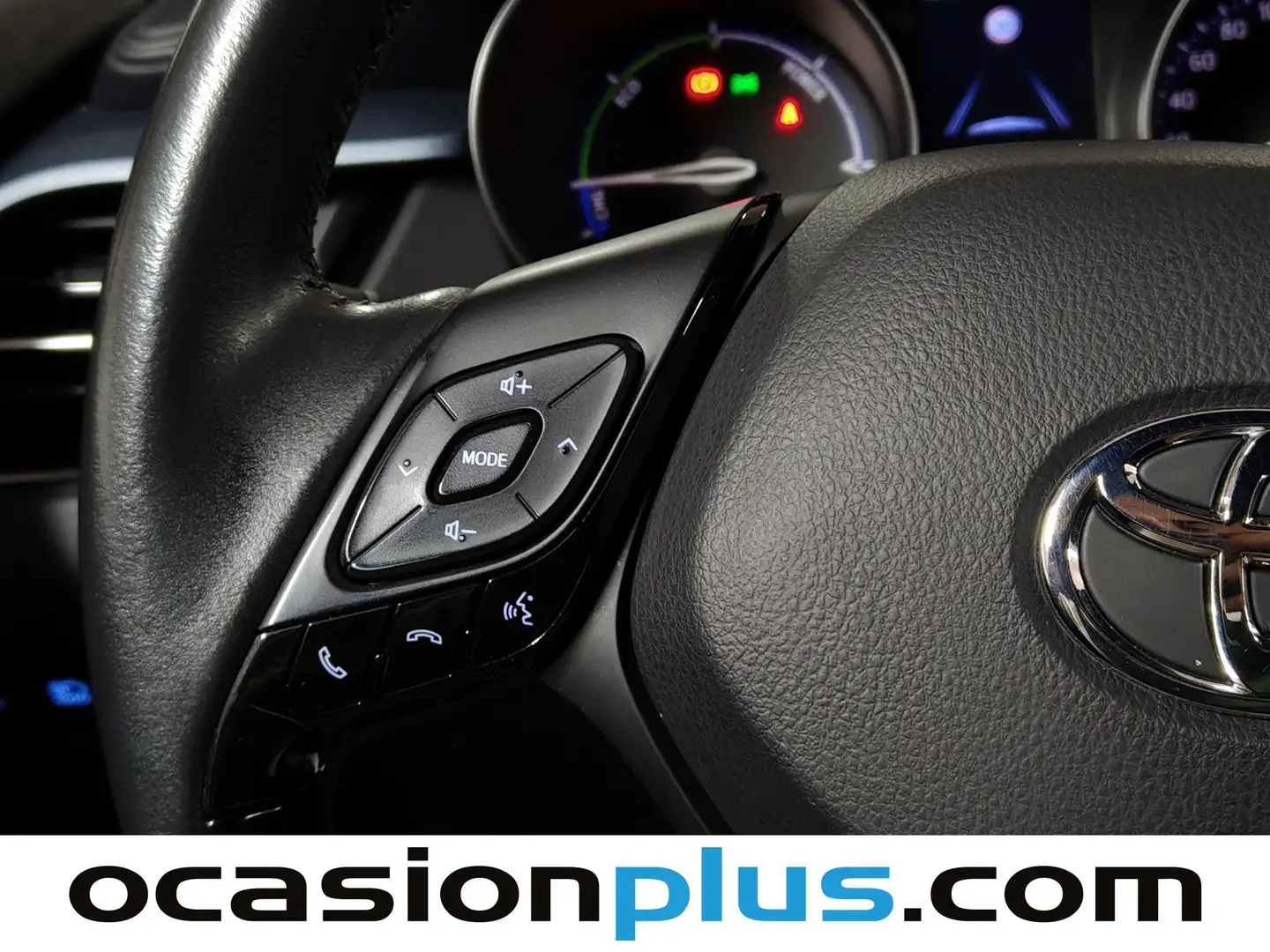 Foto Toyota C-HR Toyota C-HR 1.8 125H Advance (122 CV)