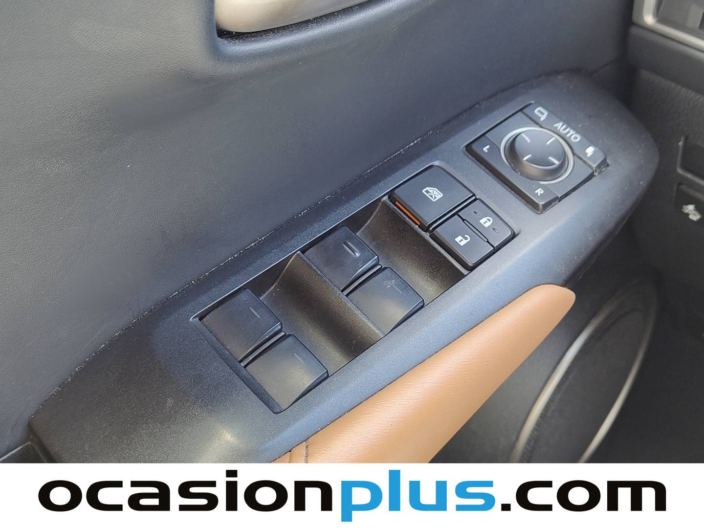 Lexus NX Lexus NX 300h Executive 4WD (197 CV) de ocasión