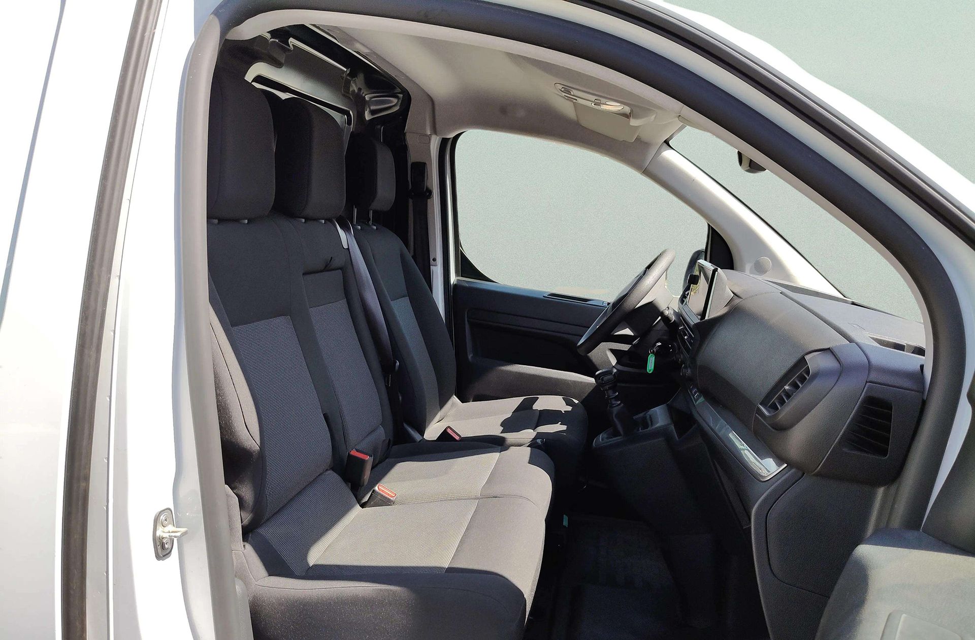 Opel Vivaro Furgon BlueHDi 120 - foto 16