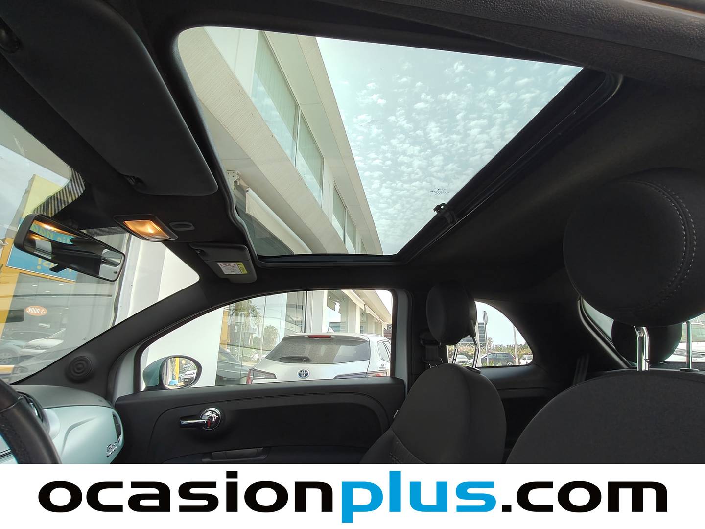 Extras y acabados del Fiat 500 Fiat 500 1.0 Hybrid Dolcevita (70 CV)