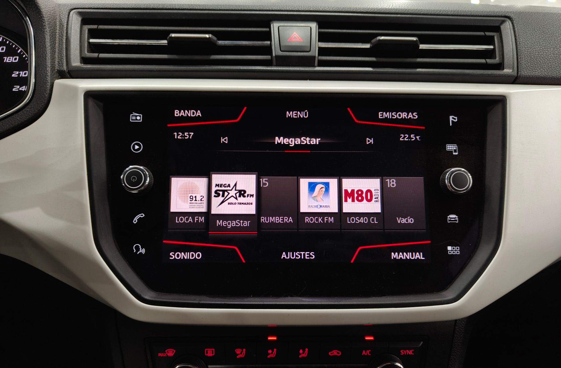 SEAT Arona 1.0 TSI Ecomotive Xcellence - foto 28