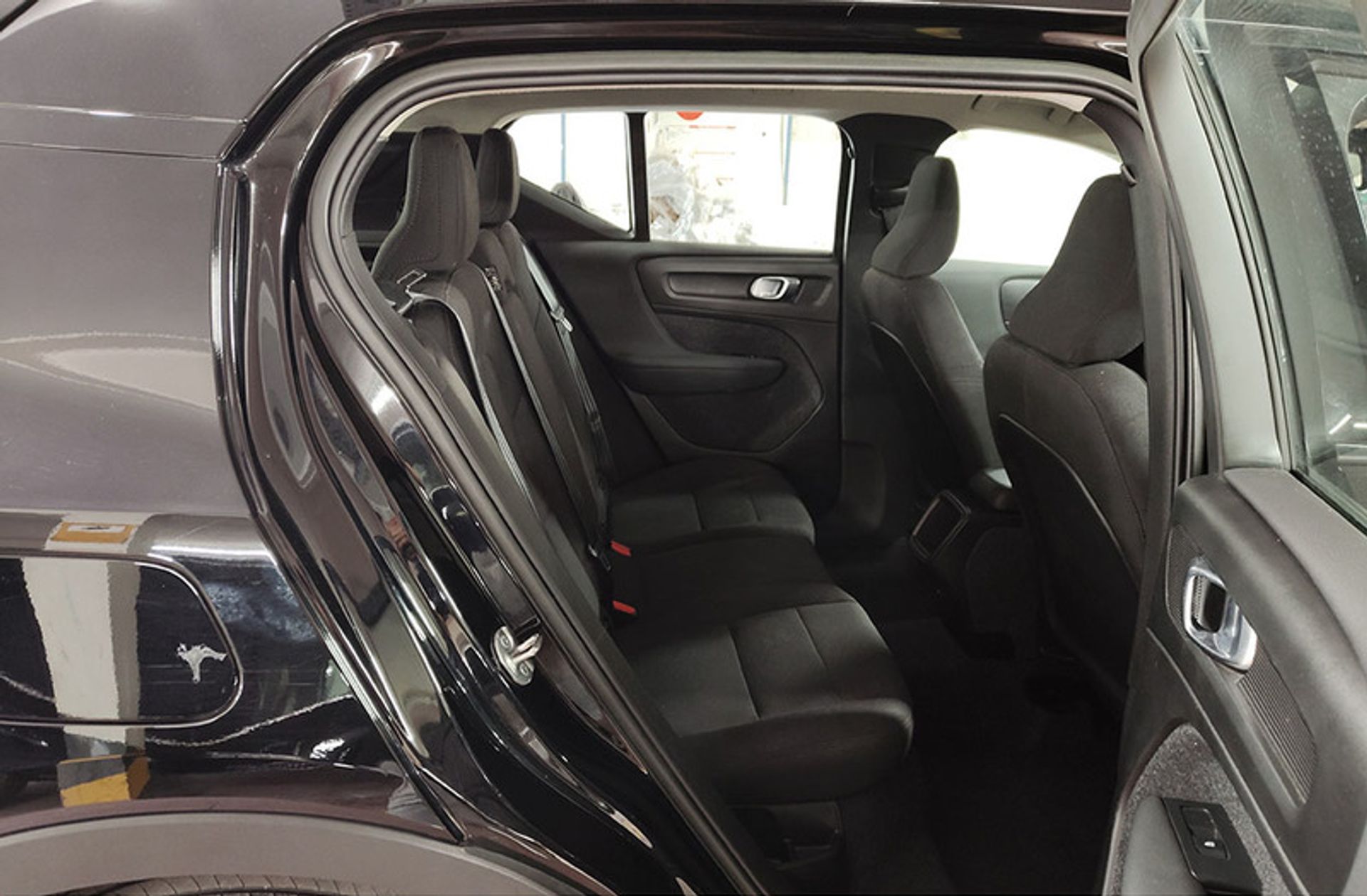 Volvo XC40 T2 Essential - foto 19