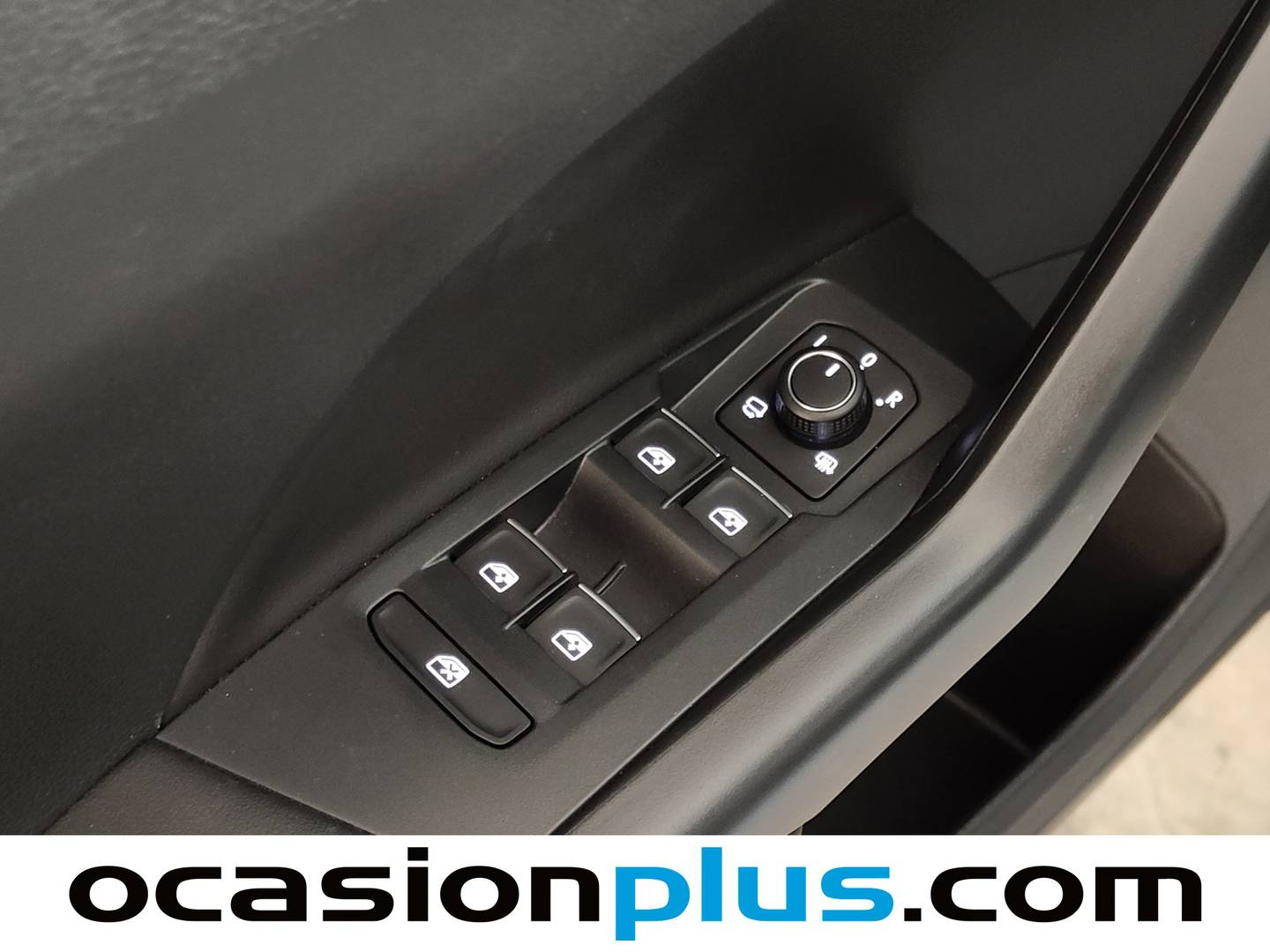 Foto Volkswagen T-Cross Volkswagen T-Cross R-Line 1.0 TSI (116 CV) DSG