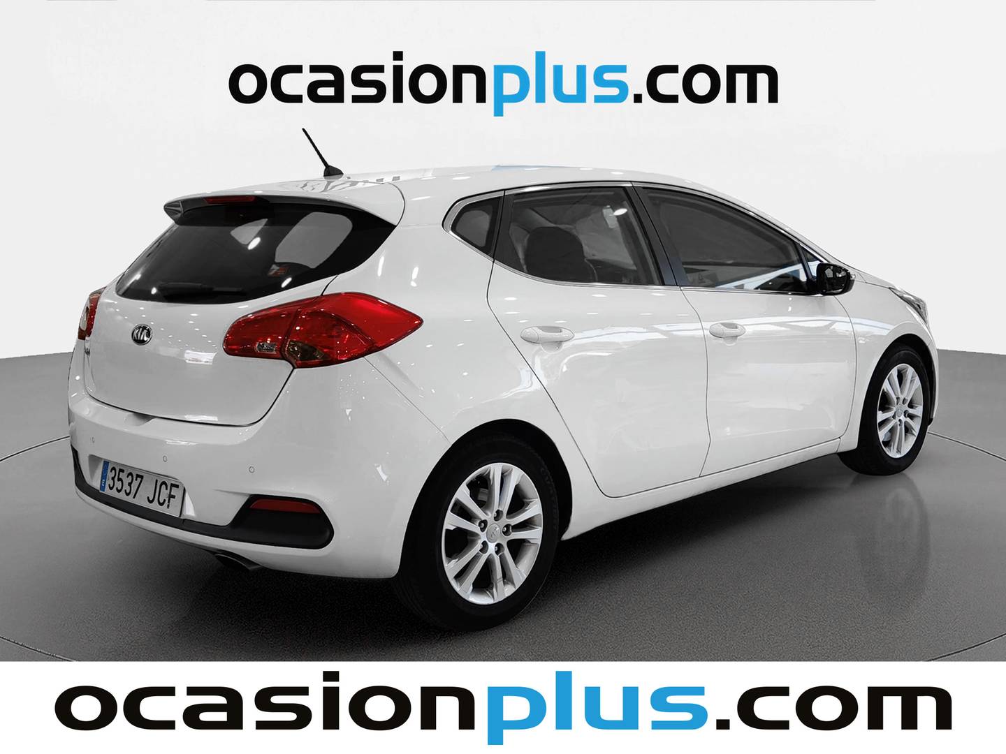 Foto trasera KIA Ceed KIA Ceed 1.4 CVVT Drive (100 CV) derecha