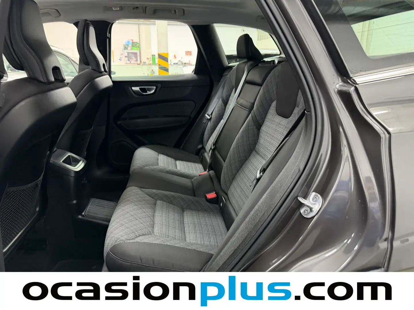 Foto Volvo XC60 Volvo XC60 T6  Recharge Core AWD Auto  (350 CV)
