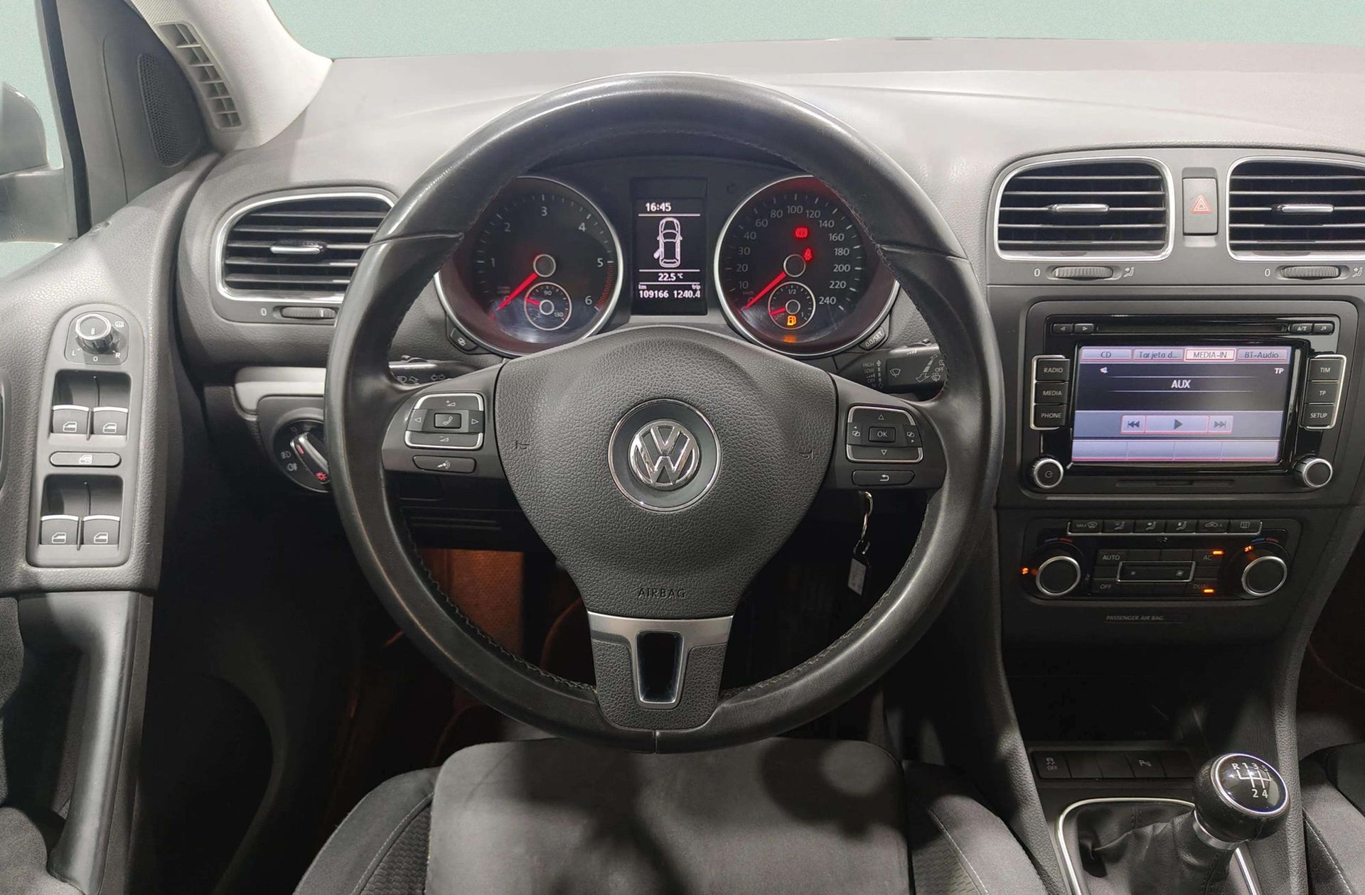 Volkswagen Golf Sport 1.6 TDI - foto 24