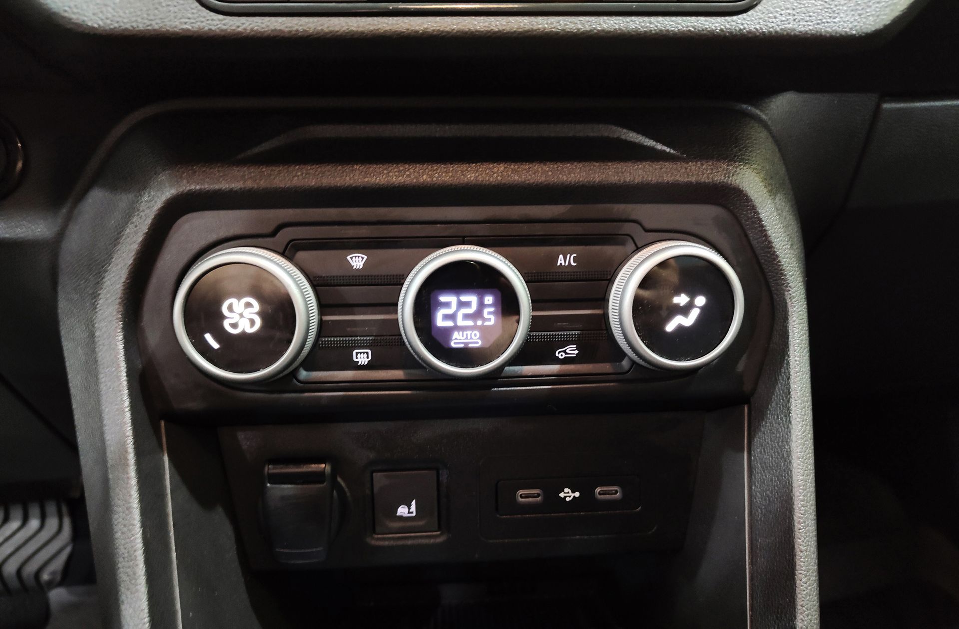 Dacia Jogger Extreme Hybrid 7 plazas - foto 29