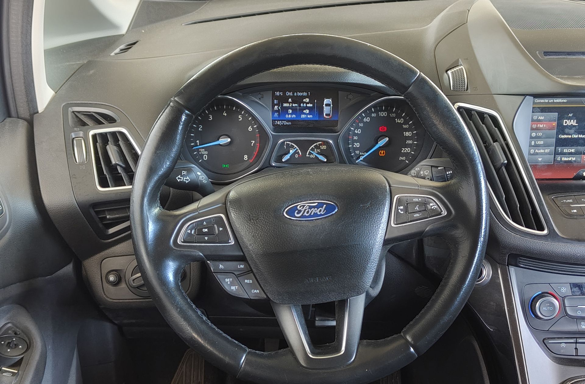 Ford C-Max 1.0 EcoBoost Titanium - foto 16