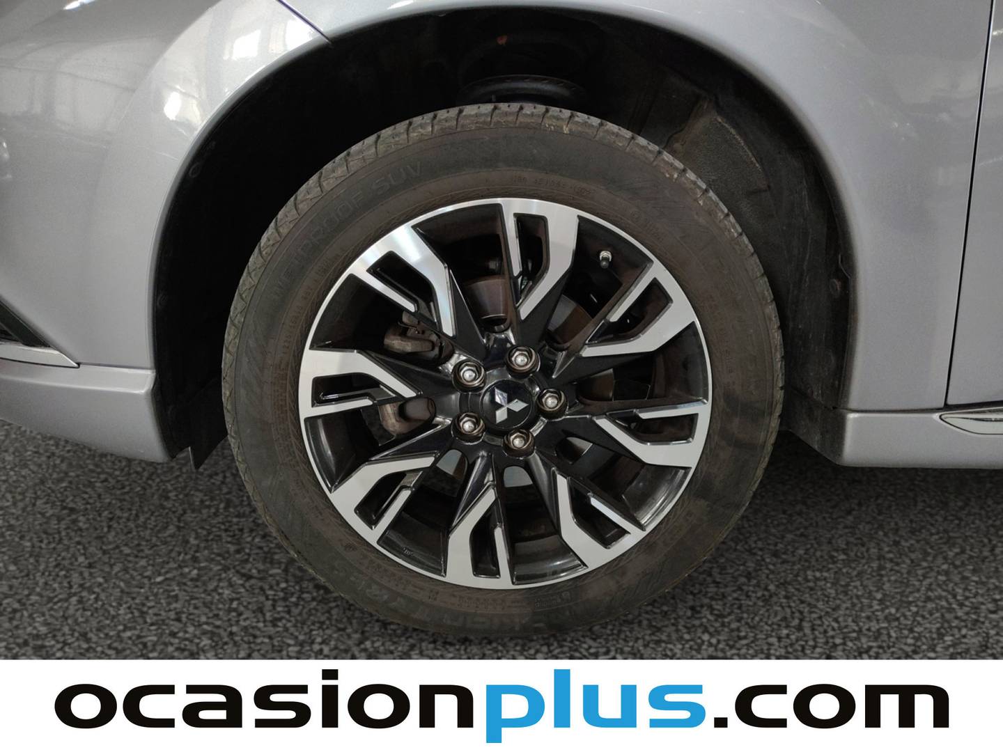 Foto Mitsubishi Outlander Mitsubishi Outlander 2.0 PHEV Kaiteki 4WD Auto (203 CV)