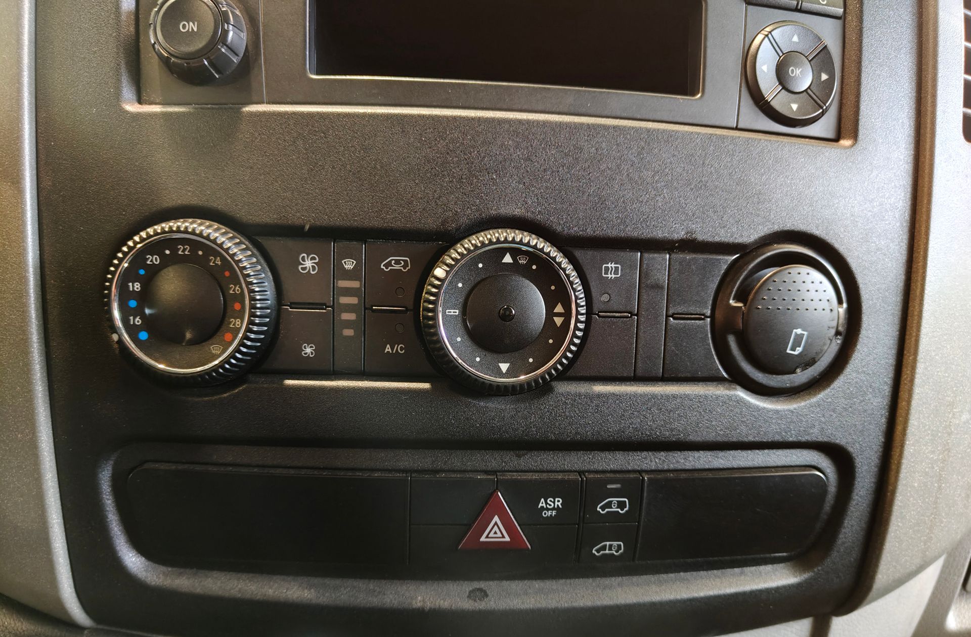 Mercedes-Benz Sprinter 316 CDI Largo 3.5T Techo Alto - foto 18