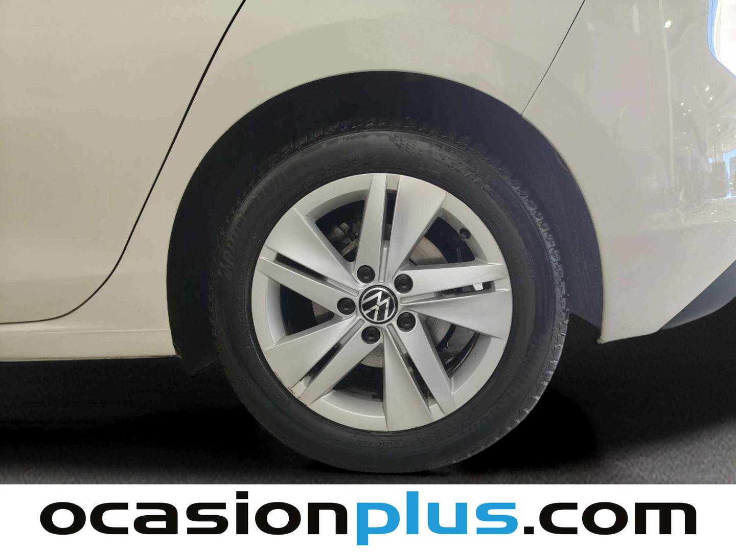 Volkswagen Golf Volkswagen Golf Life 1.0 eTSI (110 CV) DSG automático