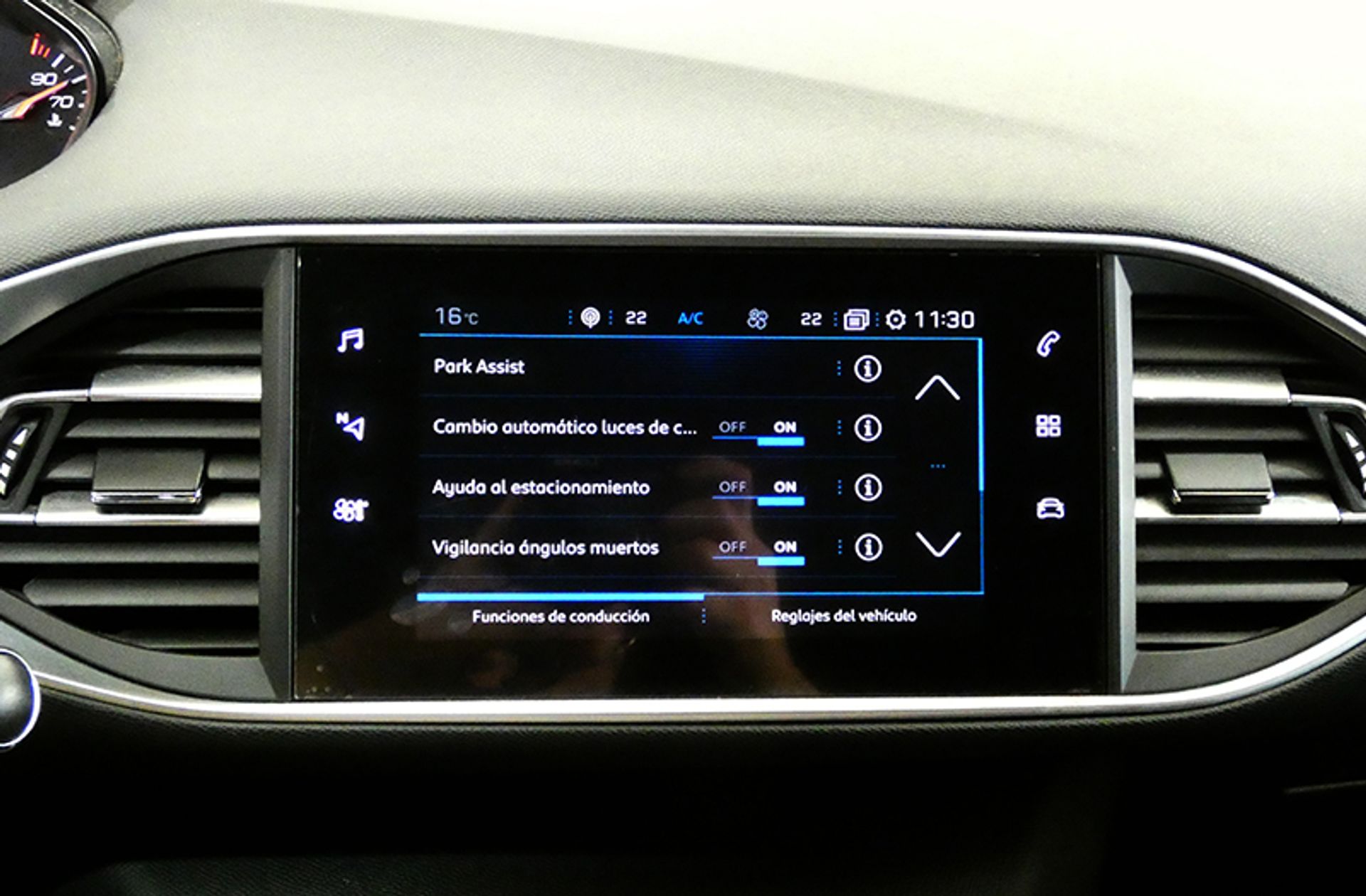 Peugeot 308 SW PureTech 130 GT Line EAT8 - foto 13