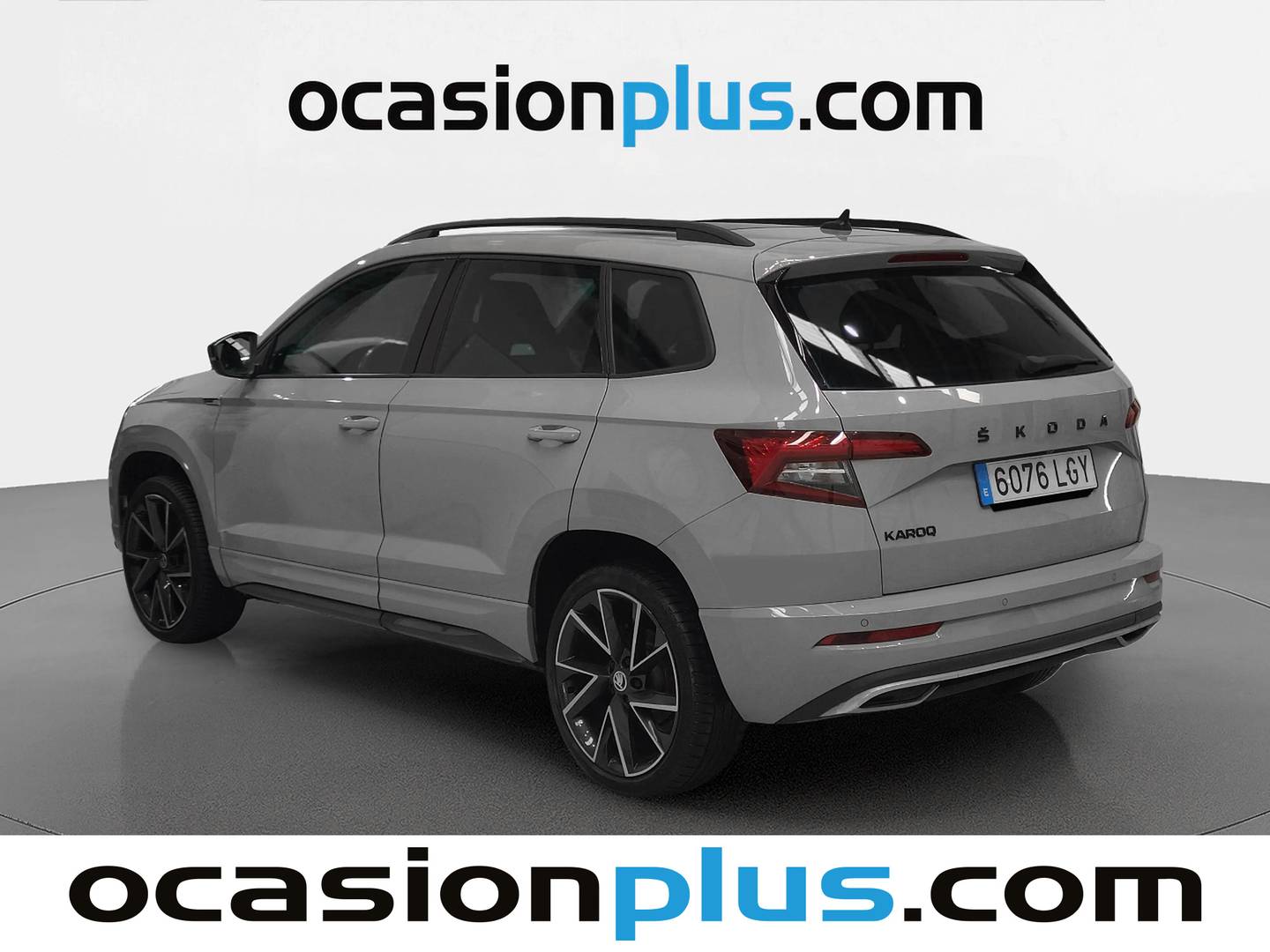 Foto delantera Skoda Karoq Skoda Karoq 1.5 TSI ACT Sportline DSG (150 CV) derecha