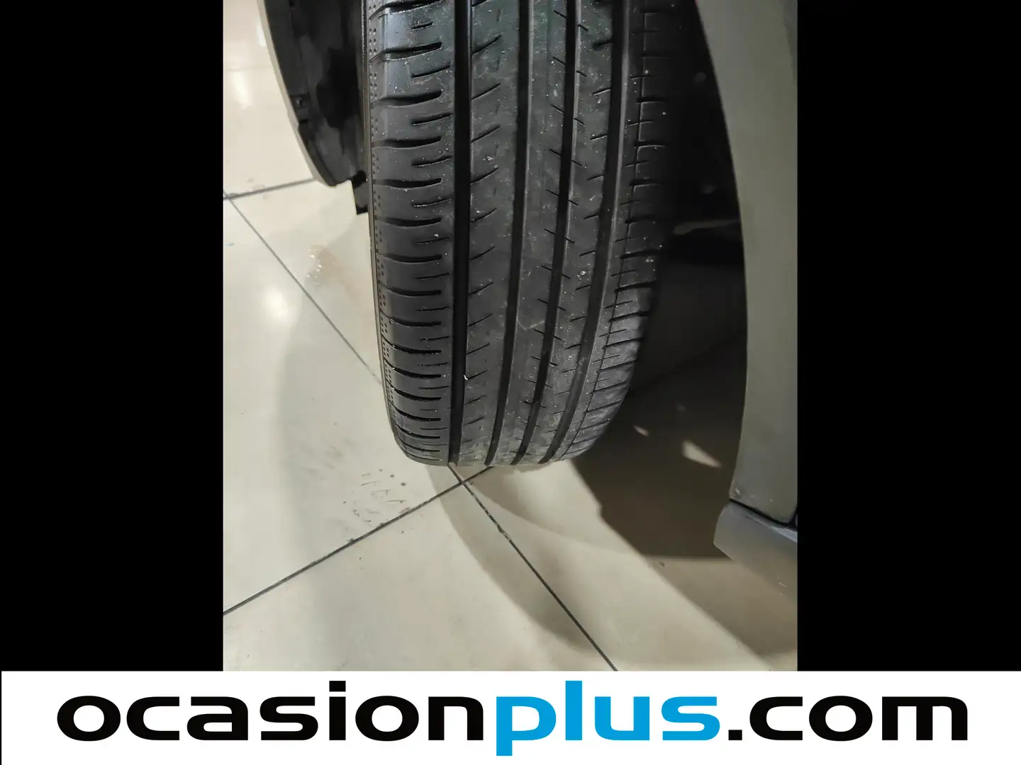 Foto Toyota C-HR Toyota C-HR 1.8 125H Advance (122 CV)