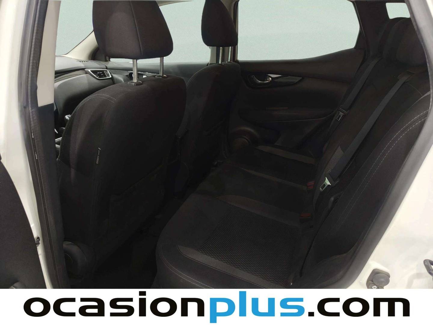 Foto asientos traseros Nissan QASHQAI Nissan Qashqai DIG-T 140 N-Connecta (140 CV)