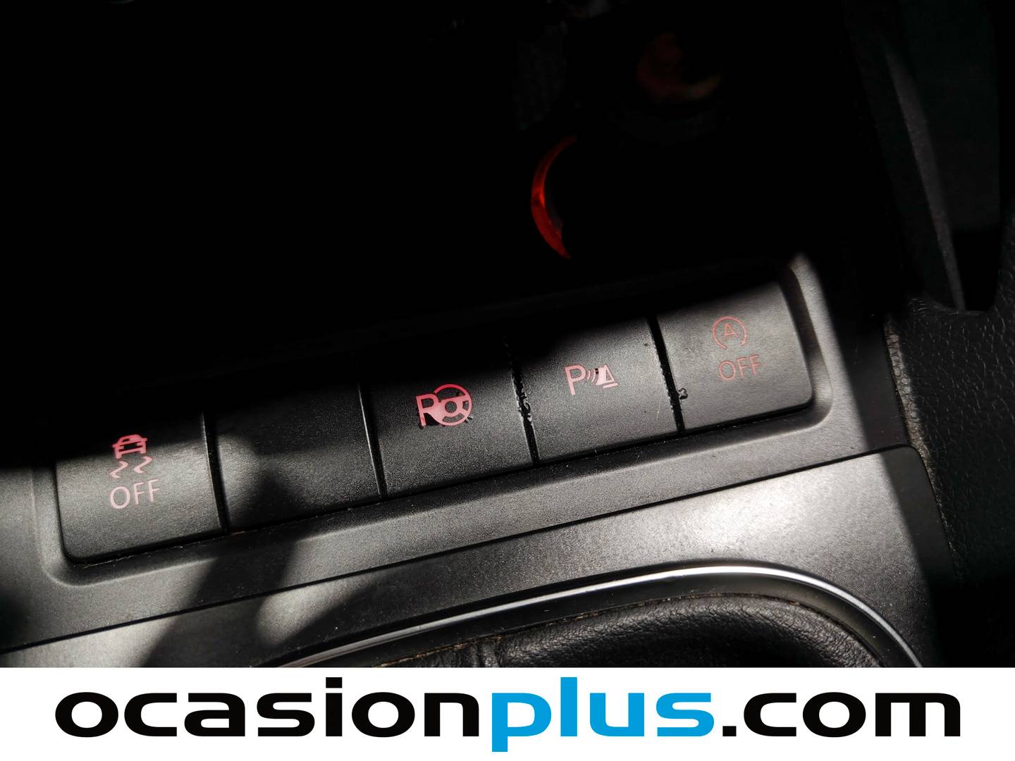 Equipamiento del Volkswagen Scirocco Volkswagen Scirocco R-Line 2.0 TDI BMT (150 CV)