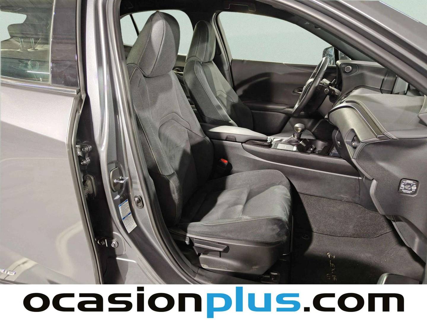 Foto Lexus UX Lexus UX 250h Premium 4WD (184 CV)