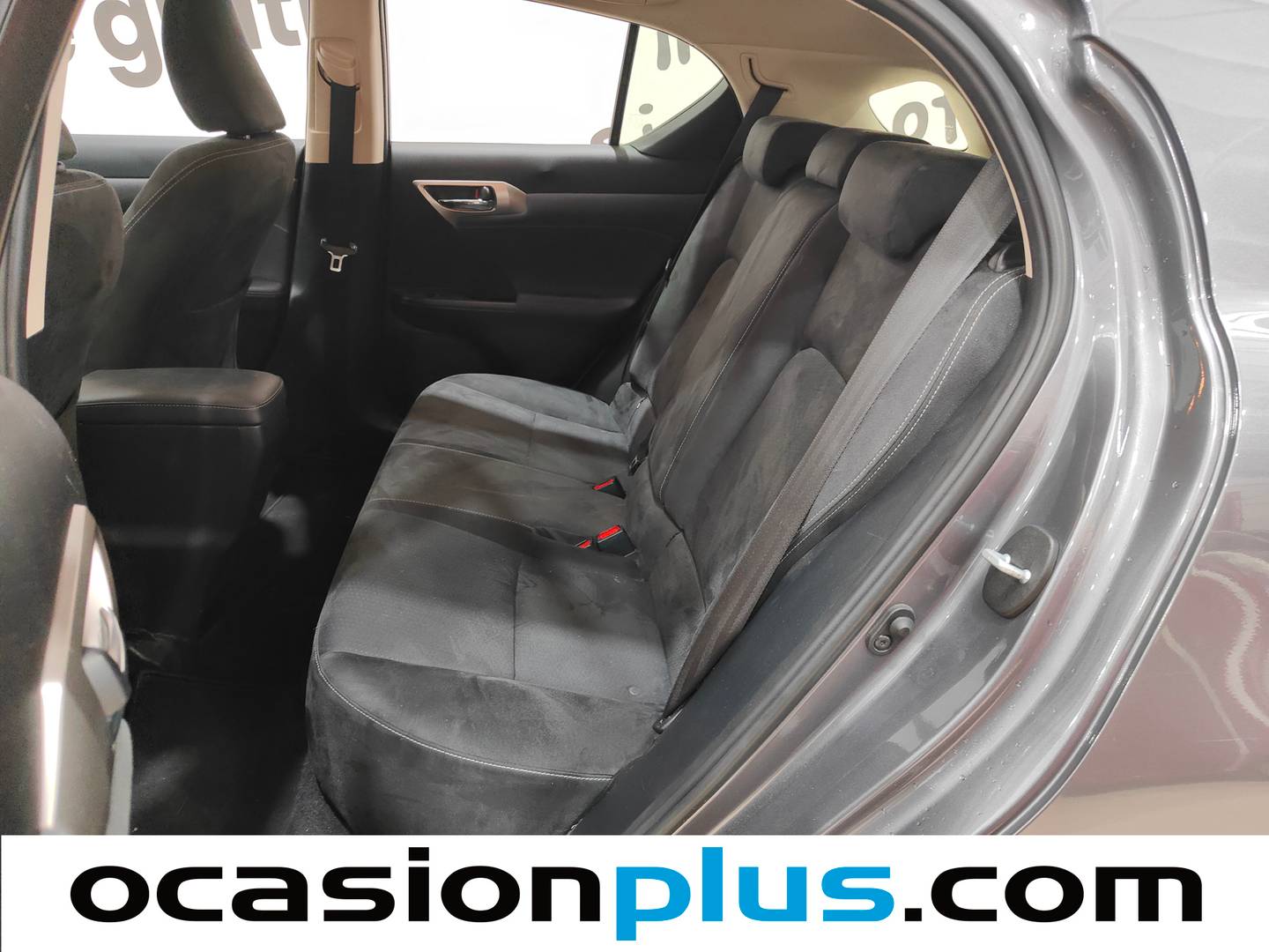 Foto asientos traseros Lexus CT Lexus CT CT 200h Business (136 CV)