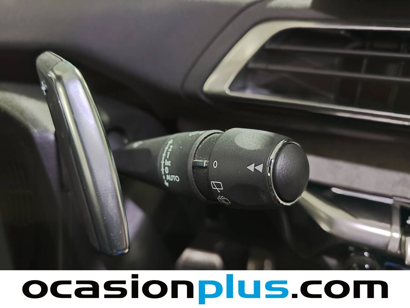 Foto Peugeot 3008 Peugeot 3008 PureTech 130 S&S GT EAT8 (130 CV)