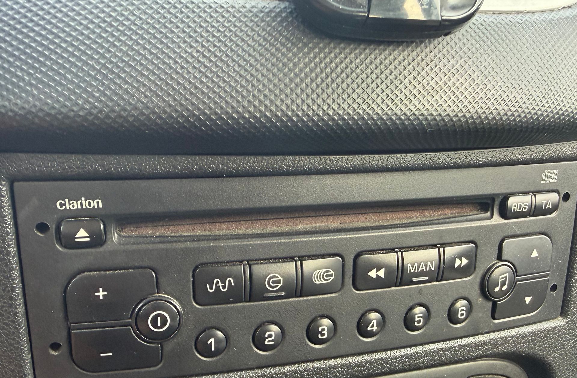 Peugeot 206 1.4 HDi - foto 26