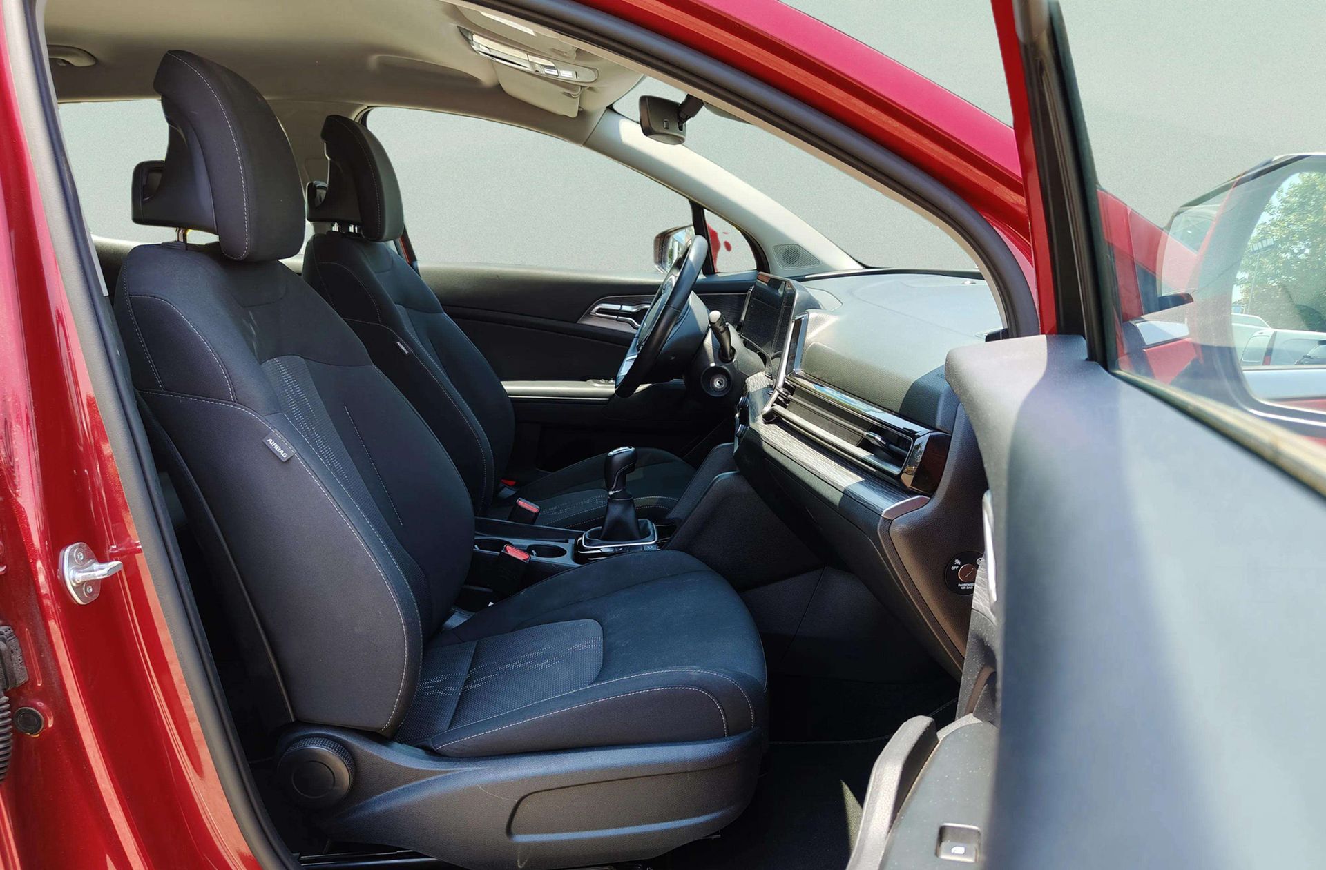 Kia Sportage 1.6 T-GDi MHEV Drive 4x2 - foto 21