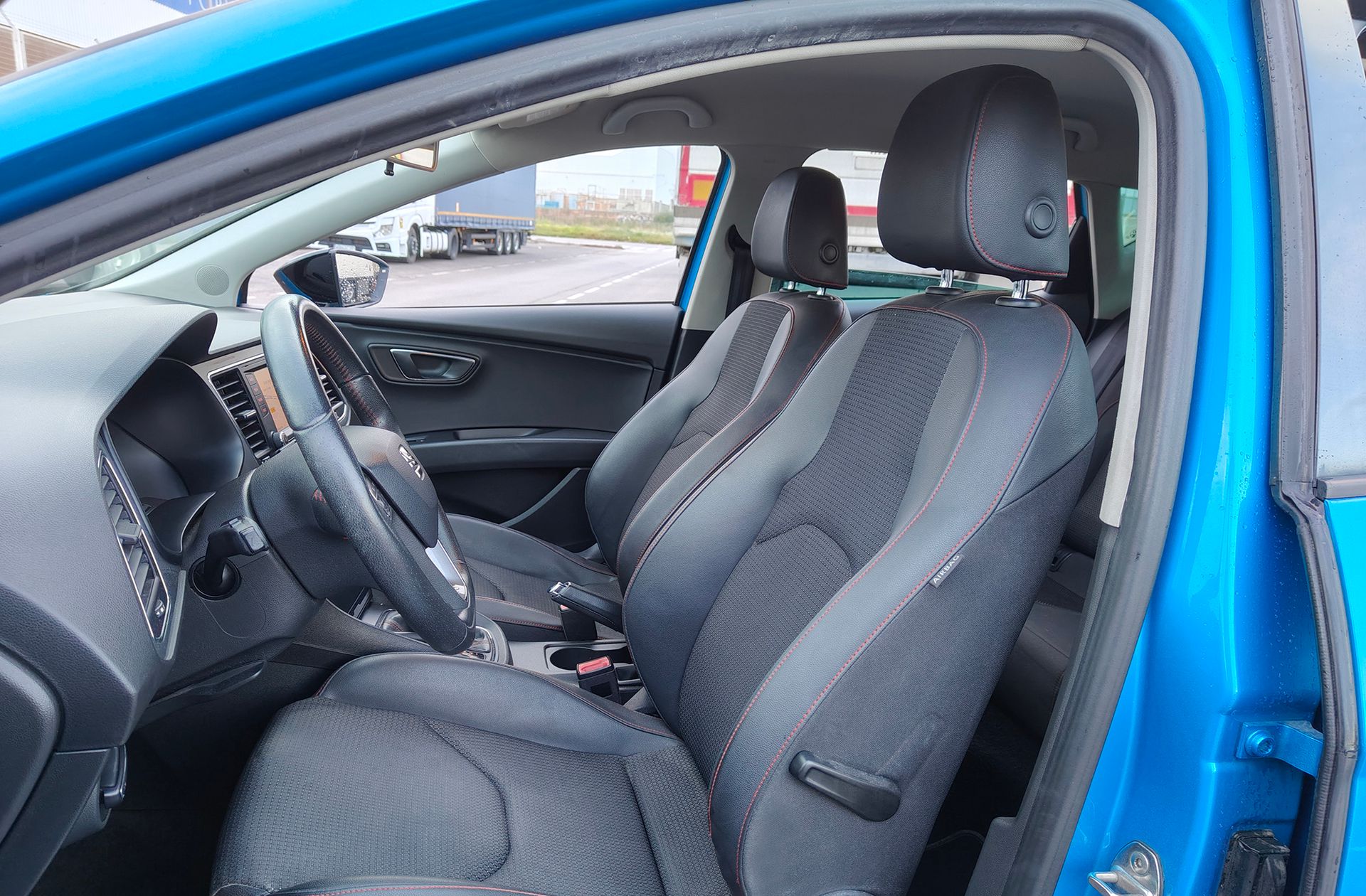 SEAT León 2.0 TDI FR DSG - foto 9