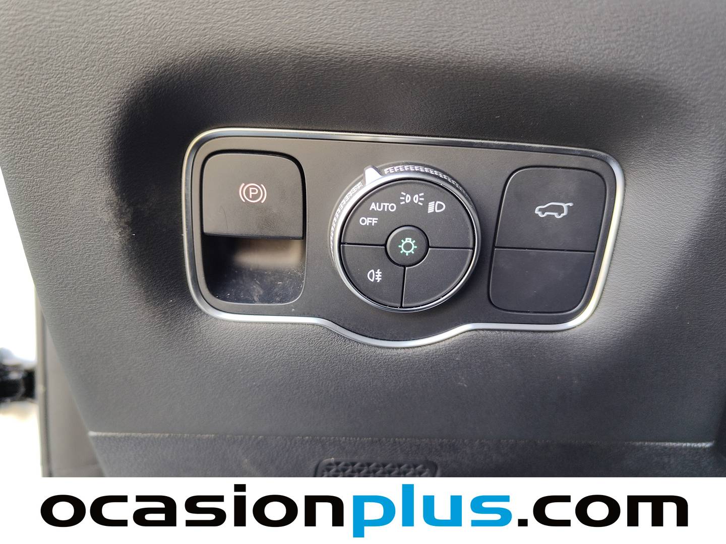 EBRO S800 EBRO S800 1.6 TGDI Luxury DCT (147 CV) 7 Plazas gasolina