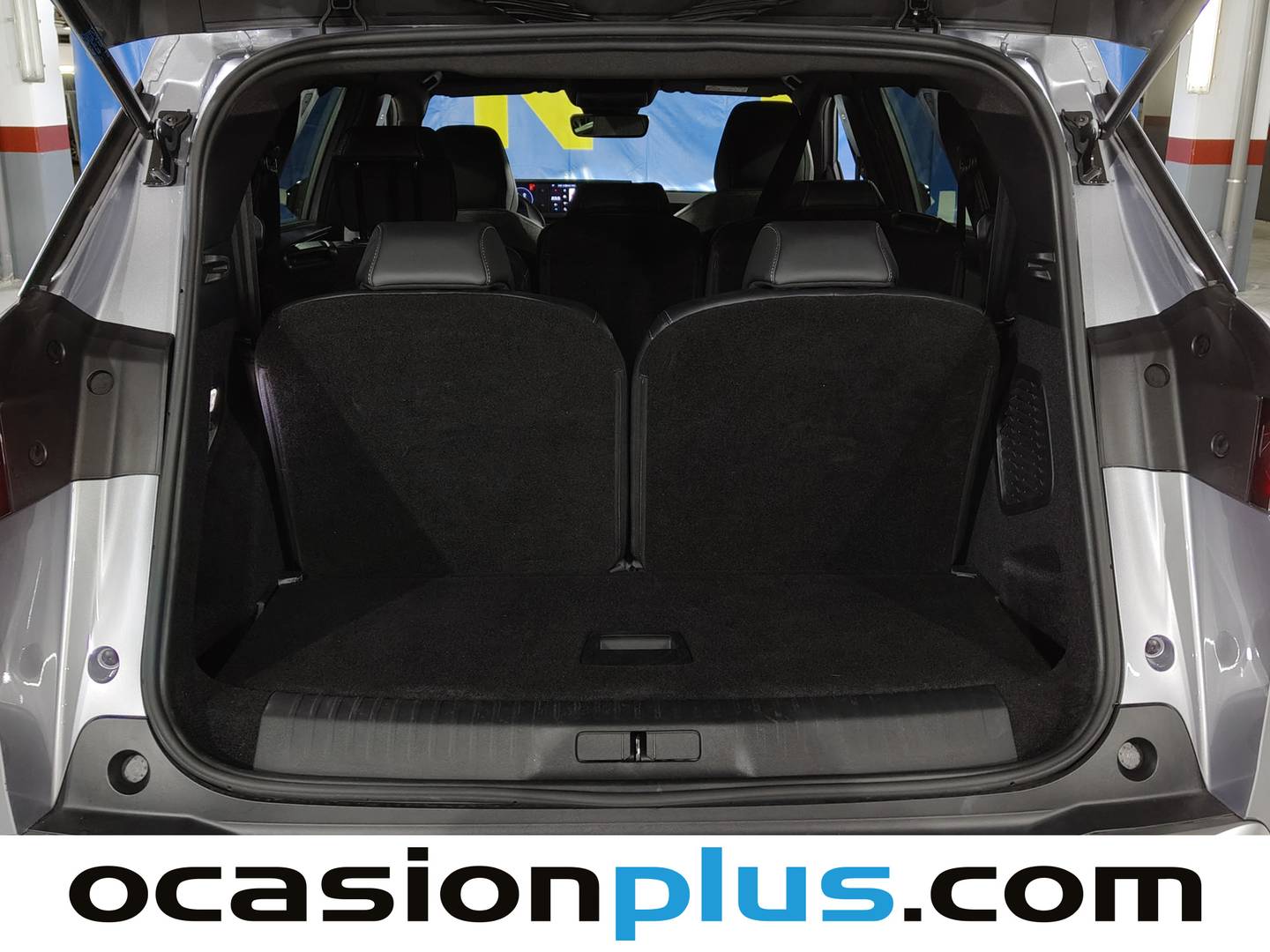 Foto Peugeot 5008 Hybrid Peugeot 5008 Hybrid 1.2 Allure eDCS6 (136 CV) 7 Plazas