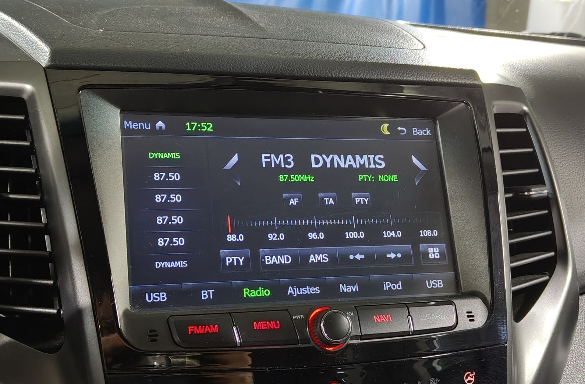 SsangYong XLV D16T Limited - foto 30