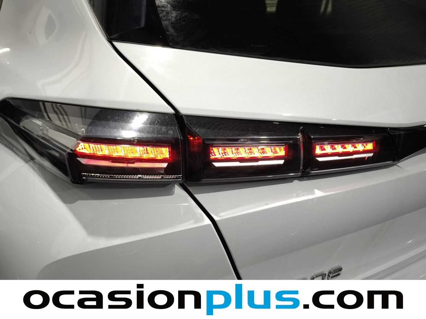 Foto Peugeot 308 Peugeot 308 Allure Hybrid eDCS6 (136 CV)