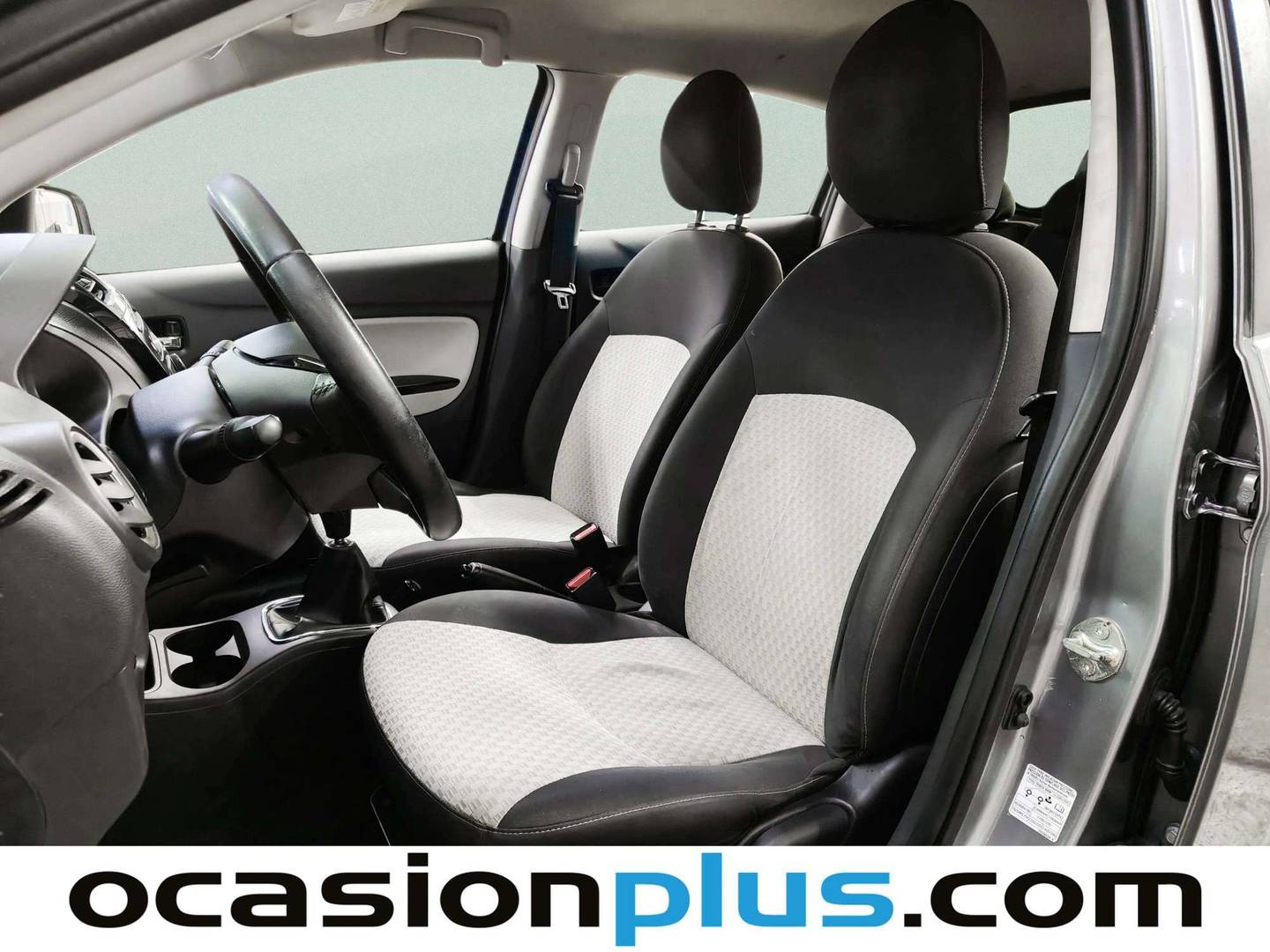 Foto Mitsubishi Space Star Mitsubishi Space Star 120 MPI Motion  (80 CV)