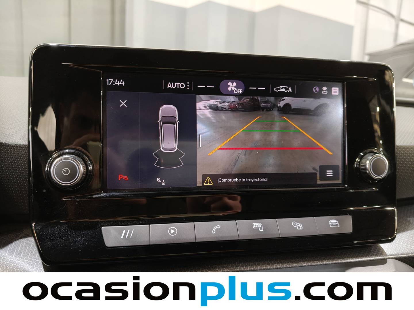 Equipamiento del Seat León SEAT León ST 2.0 TDI Style Go DSG (150 CV)