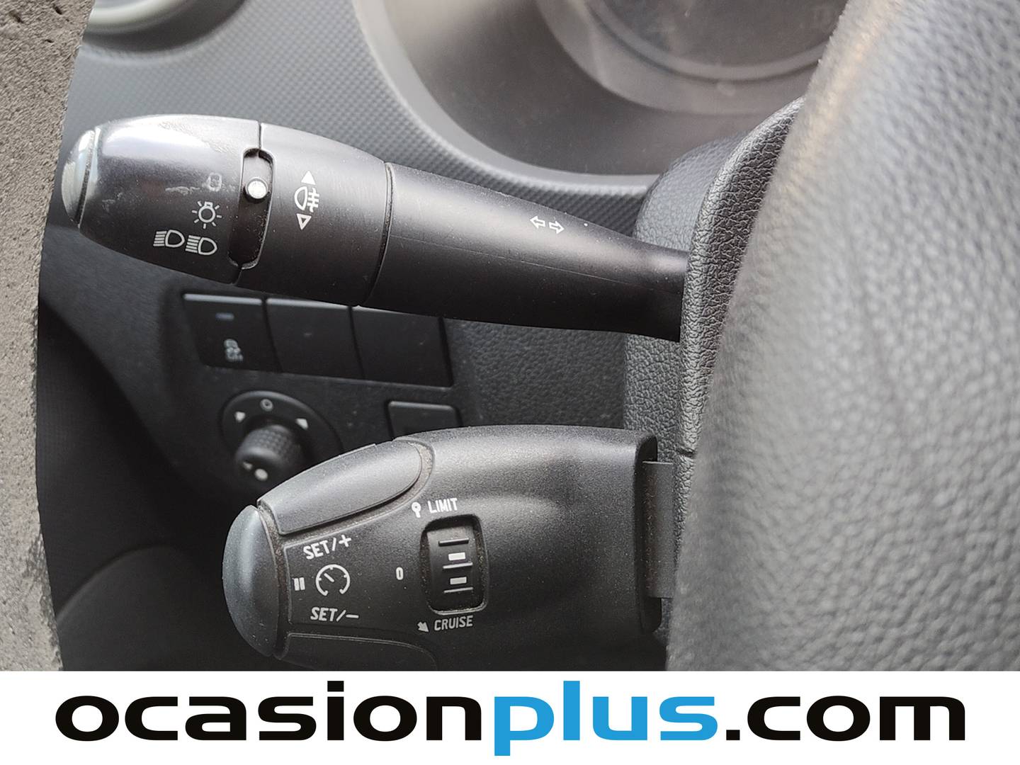 Extras y acabados del Peugeot Partner Peugeot Partner Tepee Combi 1.6 BlueHDI Access (100 CV)