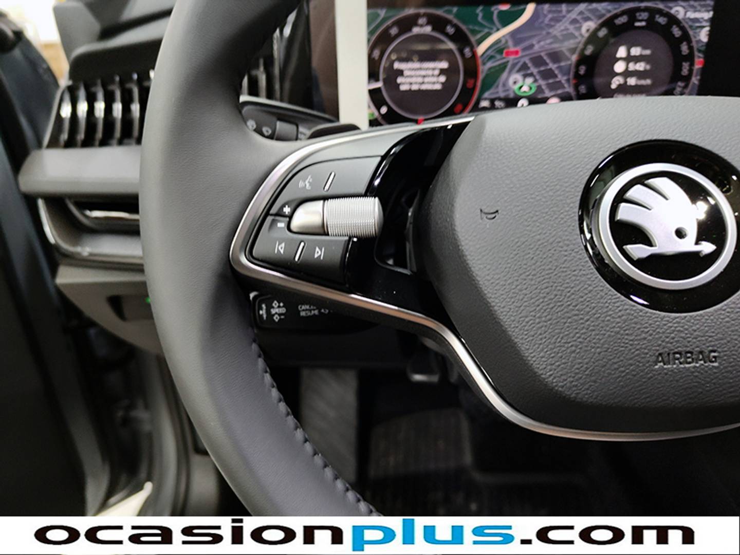 Foto Skoda Superb Skoda Superb 1.5 TSI m-HEV Essence DSG  (150 CV)