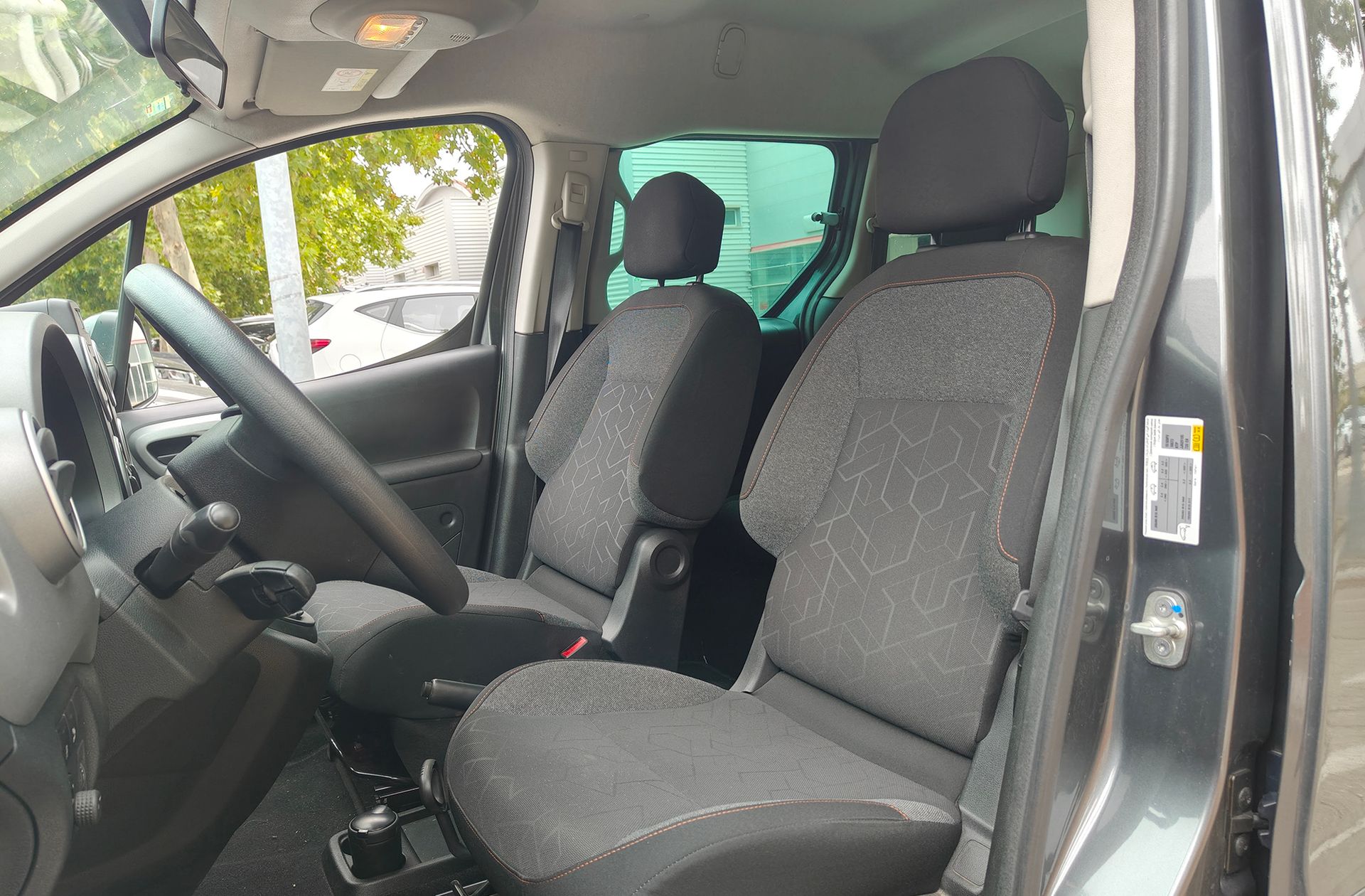 Peugeot Partner Tepee BlueHDi 100 Active - foto 8
