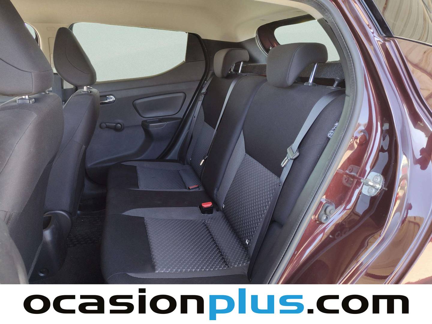 Foto asientos traseros Nissan Micra Nissan Micra IG-T 92 Acenta CVT (92 CV)