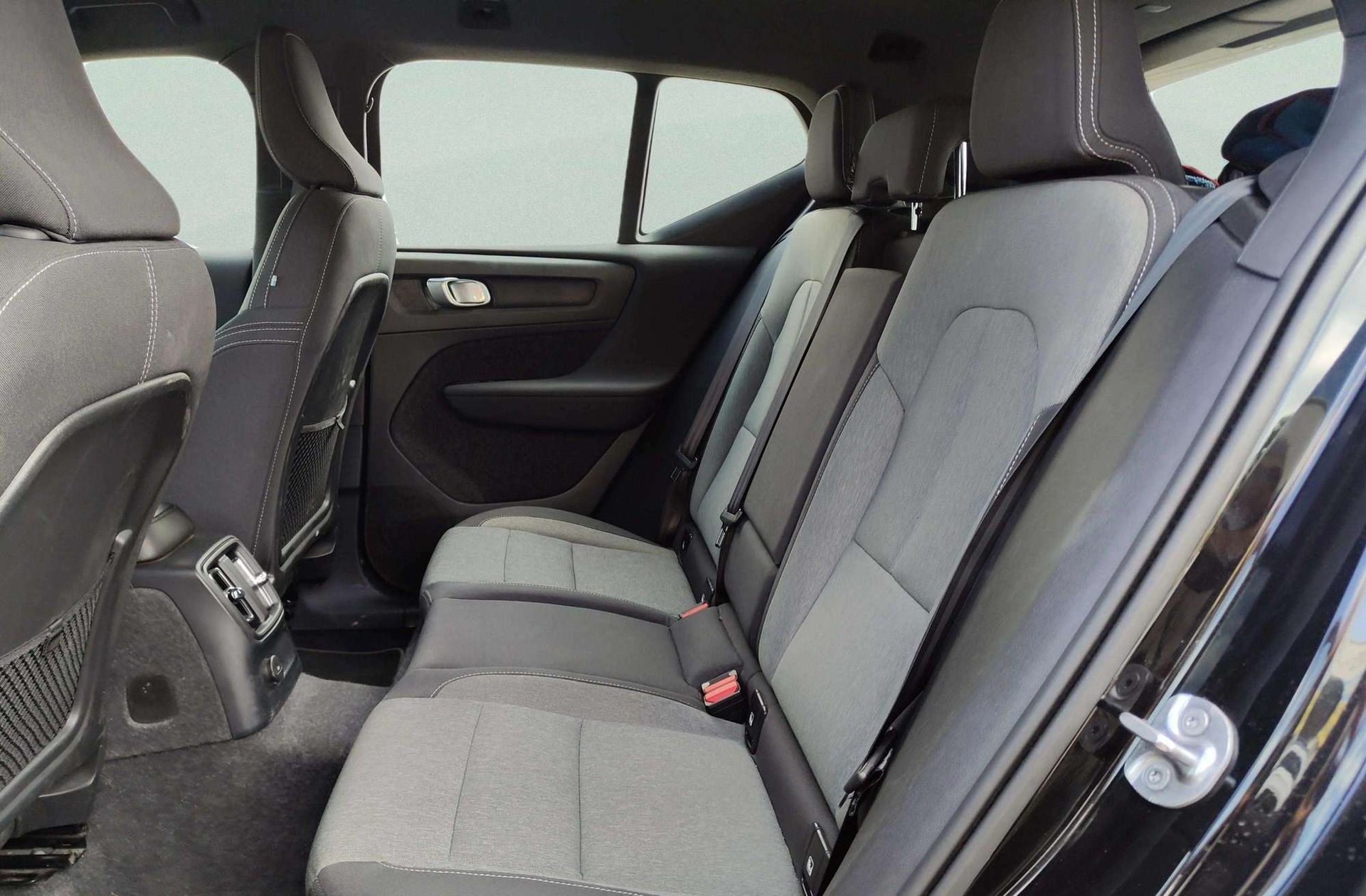 Volvo XC40 T5 Twin Recharge Inscription Expression - foto 11