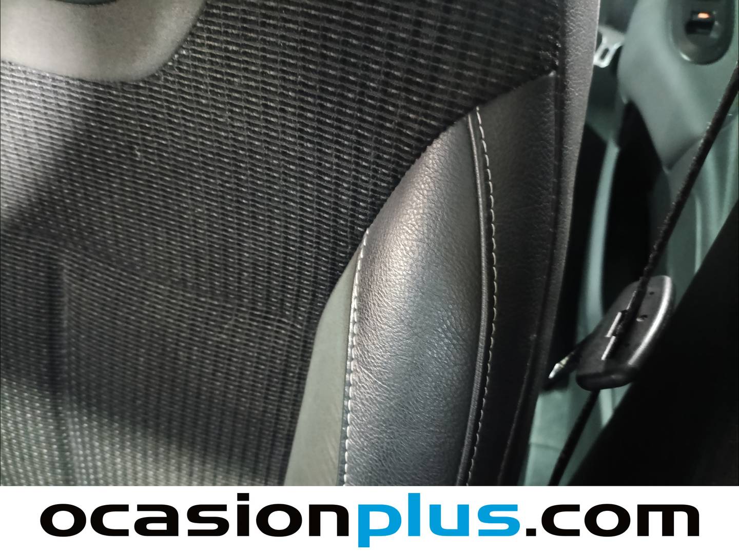 Equipamiento del Citroën C4 Citroën C4 PureTech 130 Feel Edition (130 CV)