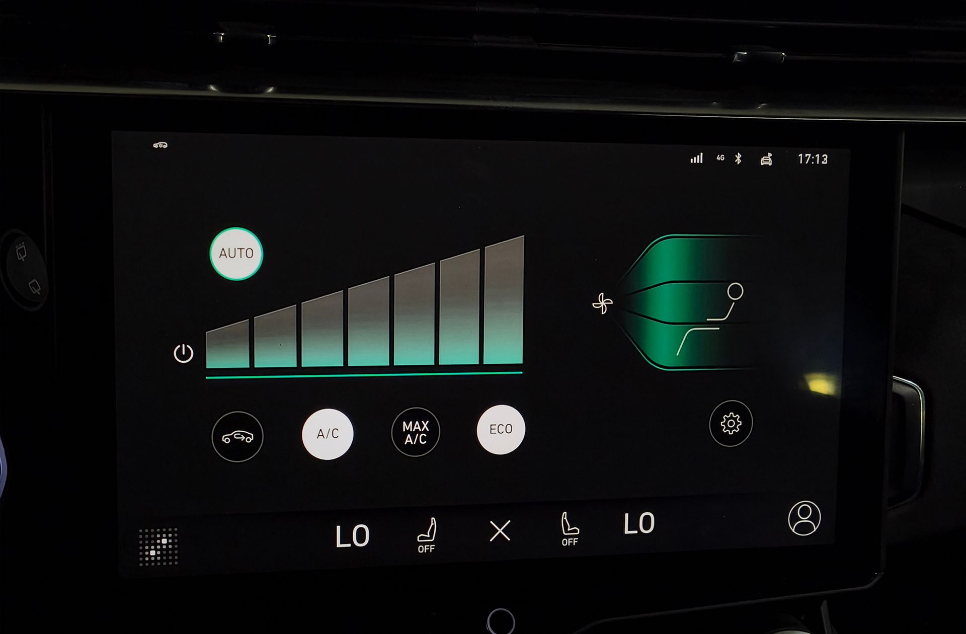 Lynk & Co 01 1.5 PHEV - foto 38