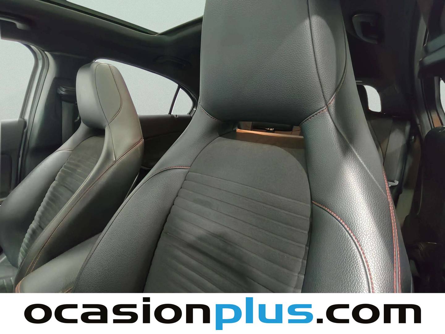 Equipamiento del Mercedes Clase A Mercedes Clase A 200 d (136 CV)