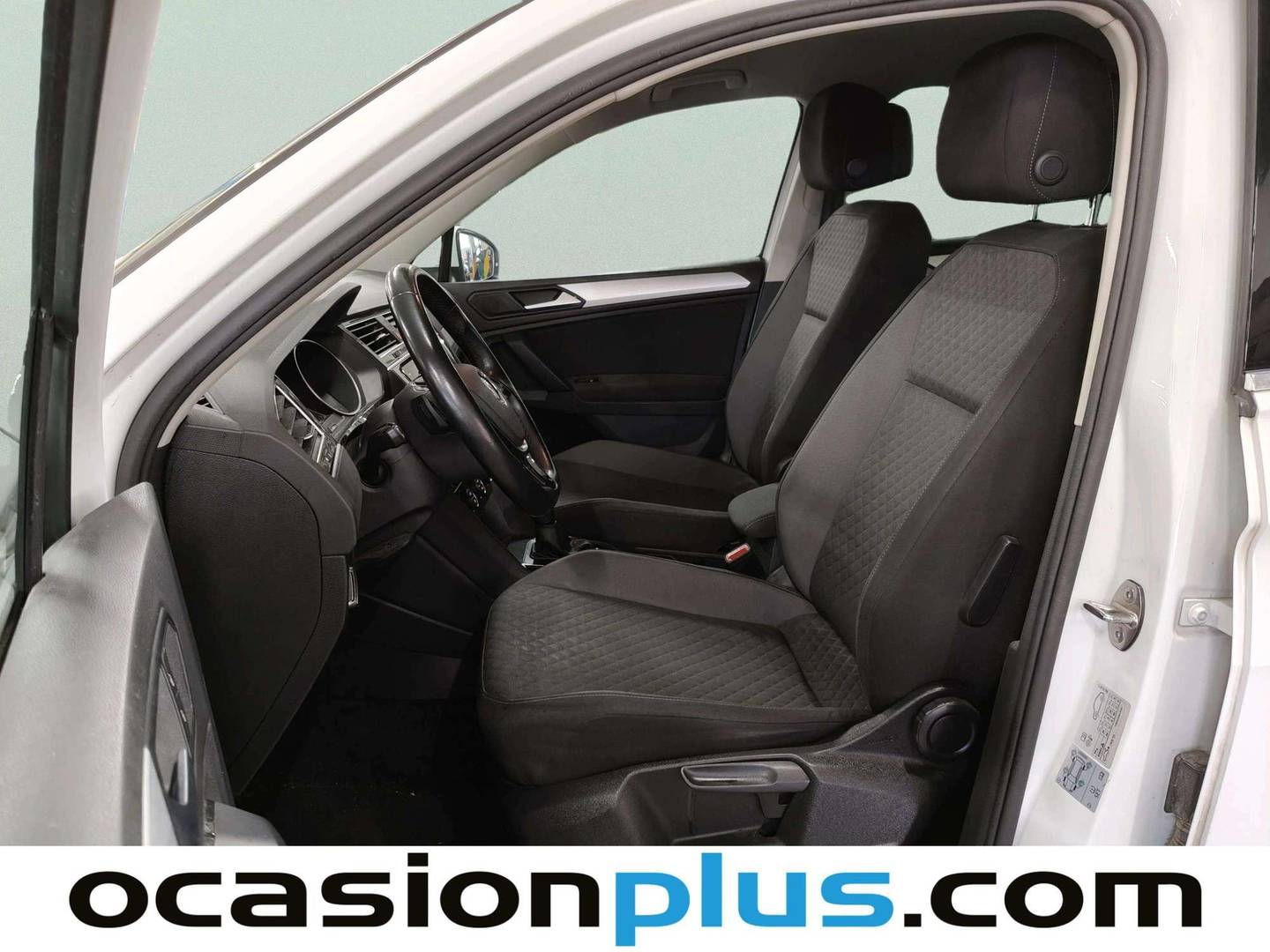 Foto asientos delanteros Volkswagen Tiguan Volkswagen Tiguan Advance 2.0 TDI (150 CV) DSG Pack R-Line