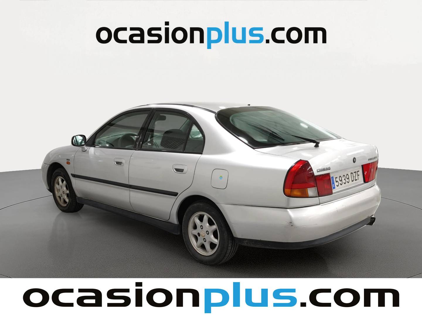 Foto trasera Mitsubishi Carisma Mitsubishi Carisma 1.8 LS GDI (125 CV) izquierda