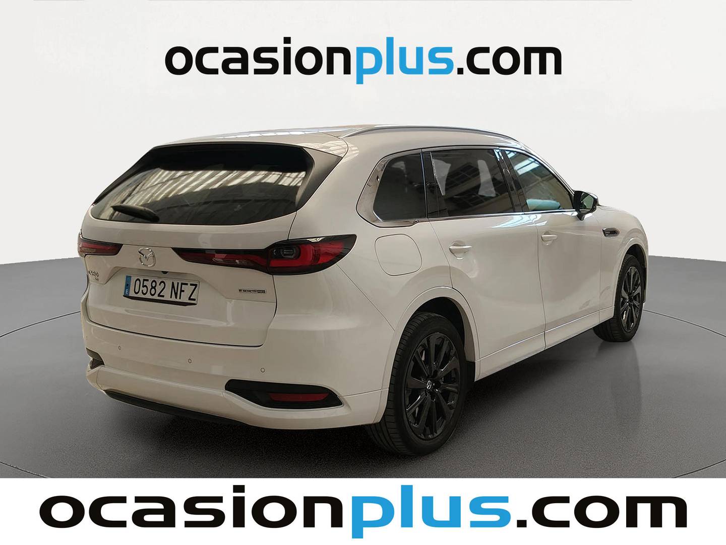 Foto trasera Mazda CX-80 Mazda CX-80 2.5 e-SKYACTIV PHEV Homura AWD  (327 CV) derecha