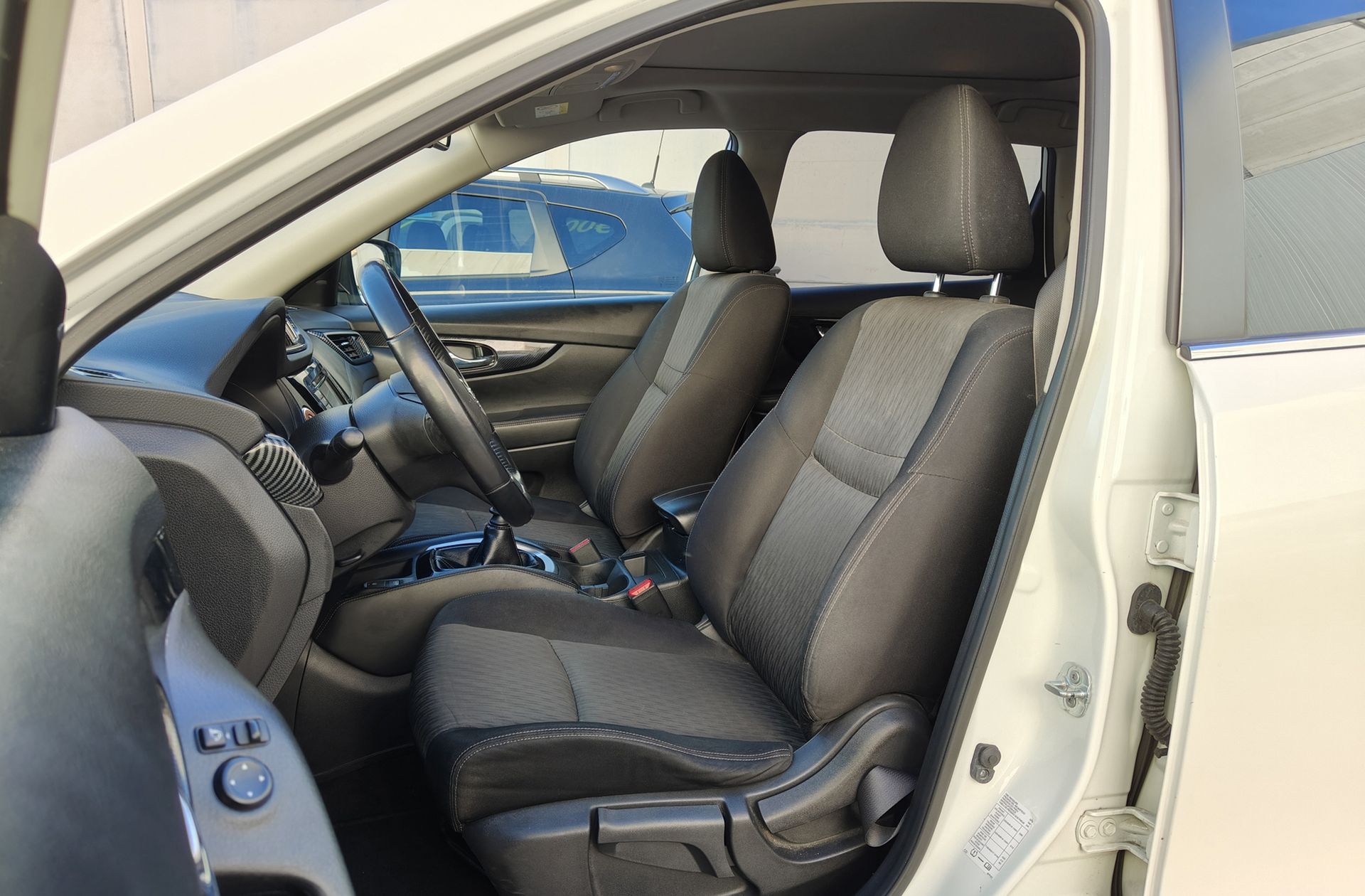 Nissan X-Trail 1.6 DIG-T N-Connecta 4x2 - foto 11