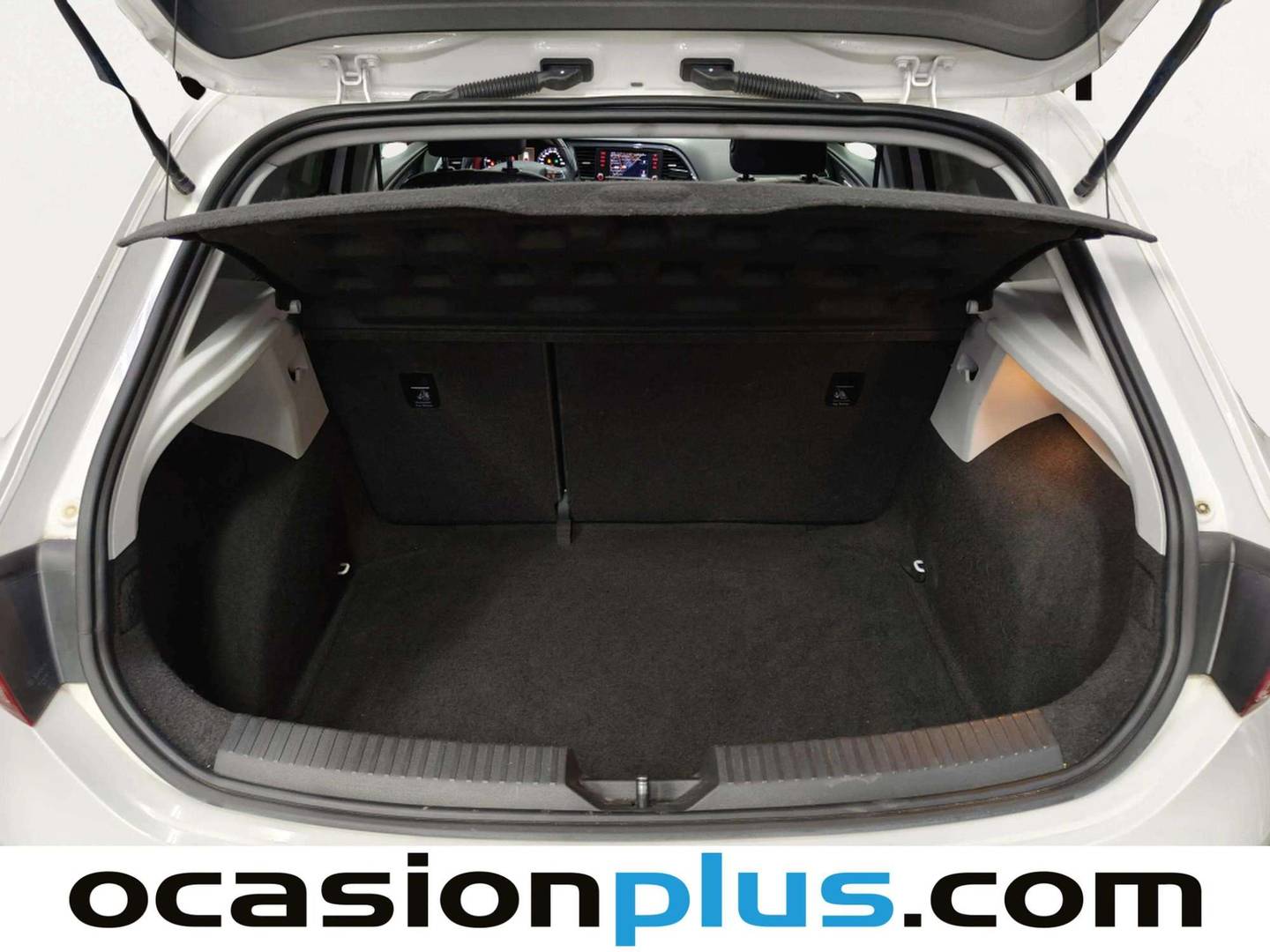 Fotos maletero Seat León Seat León 1.4 TSI ACT S&S I-Tech DSG-7 (150 CV)
