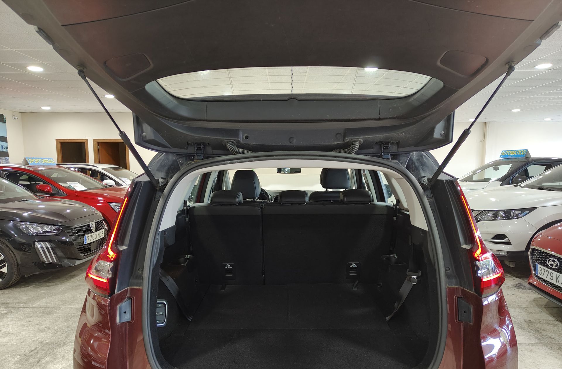 Renault Grand Scénic Zen TCe 7 plazas - foto 18