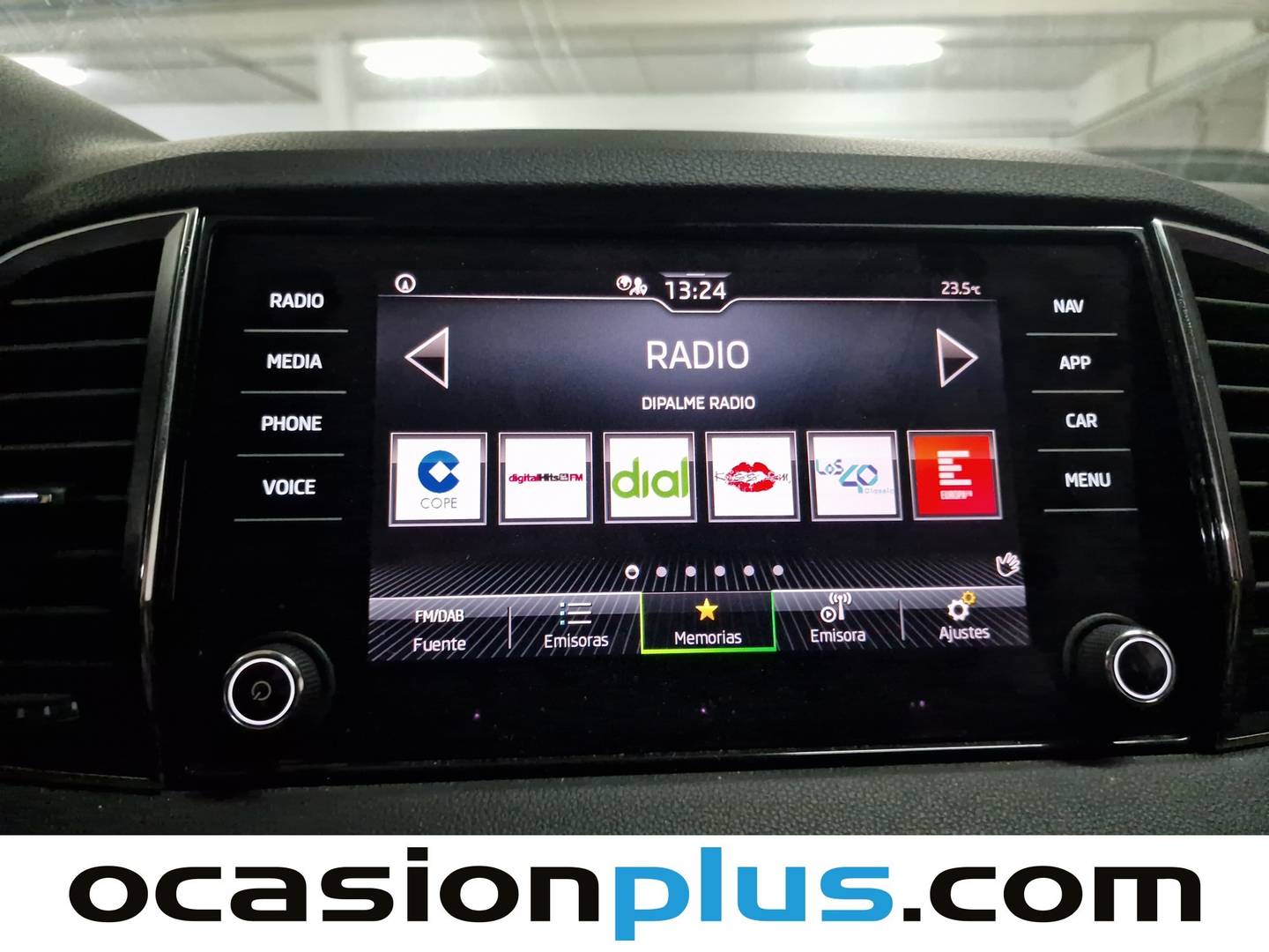 Foto Skoda Karoq Skoda Karoq 2.0 TDI Selection  (115 CV)